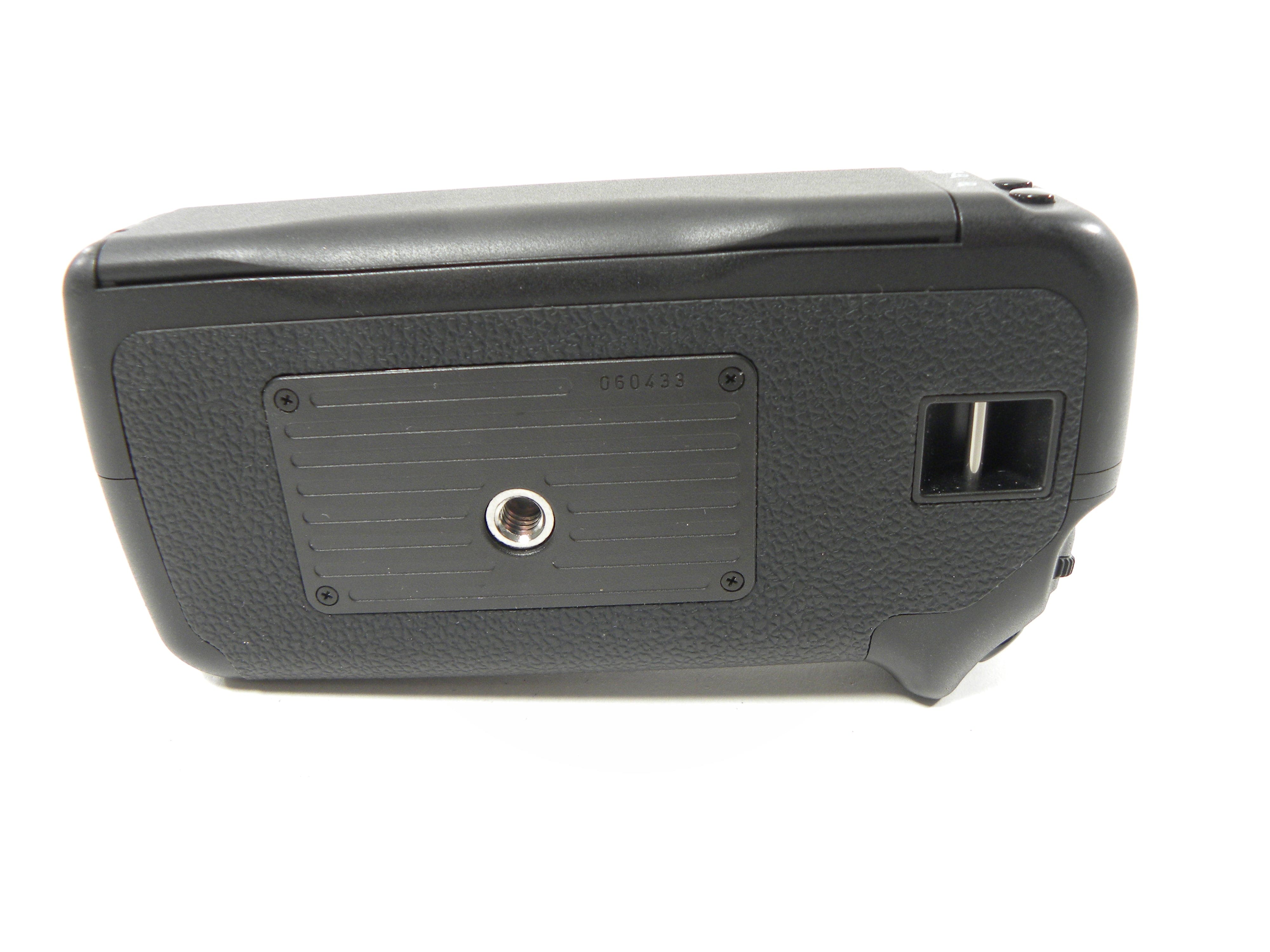 Canon BG-E2 Battery Grip for 20/30/40D cameras