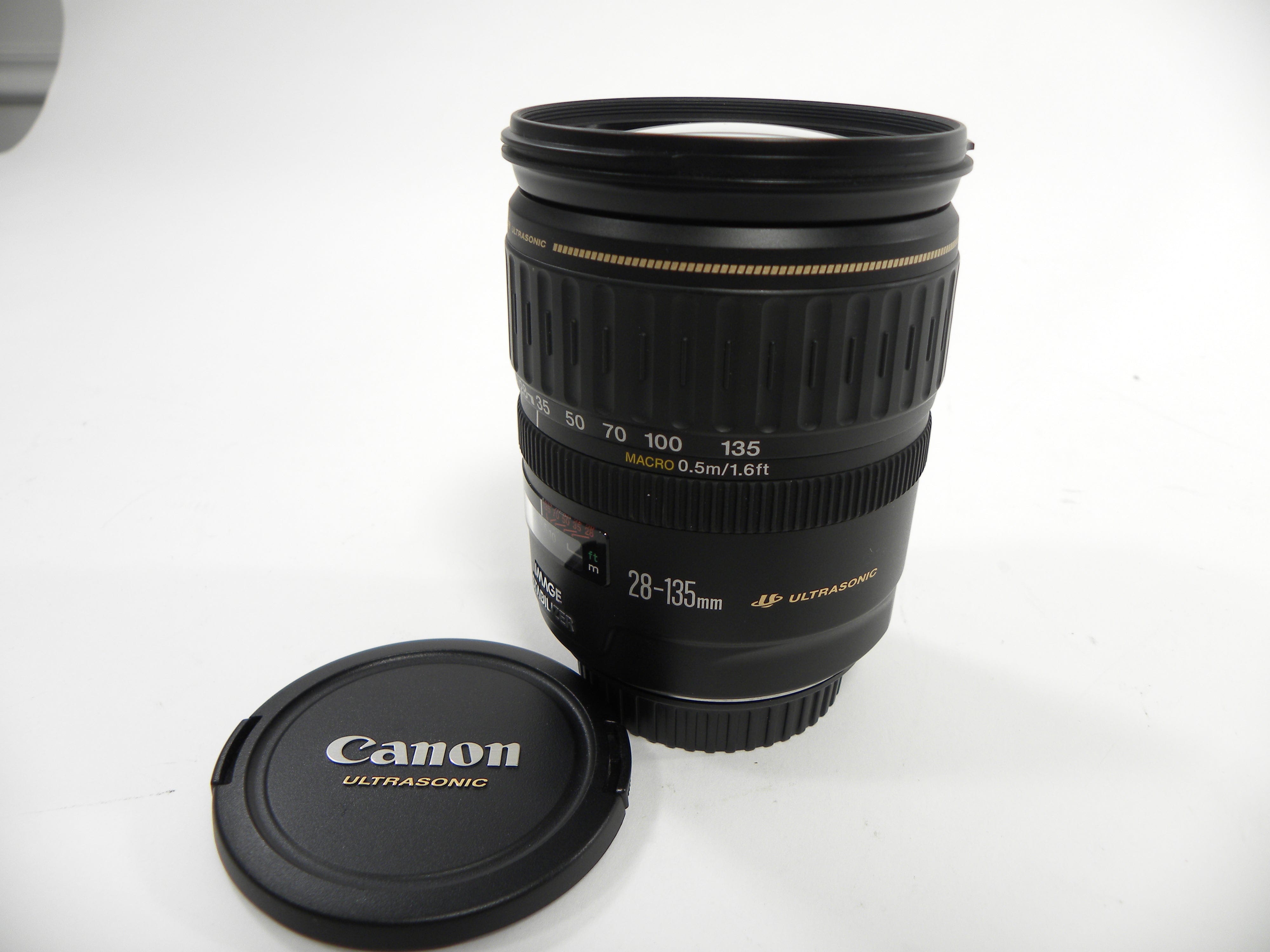 Canon EF Zoom 28-135mm f3.5-5.6 IS