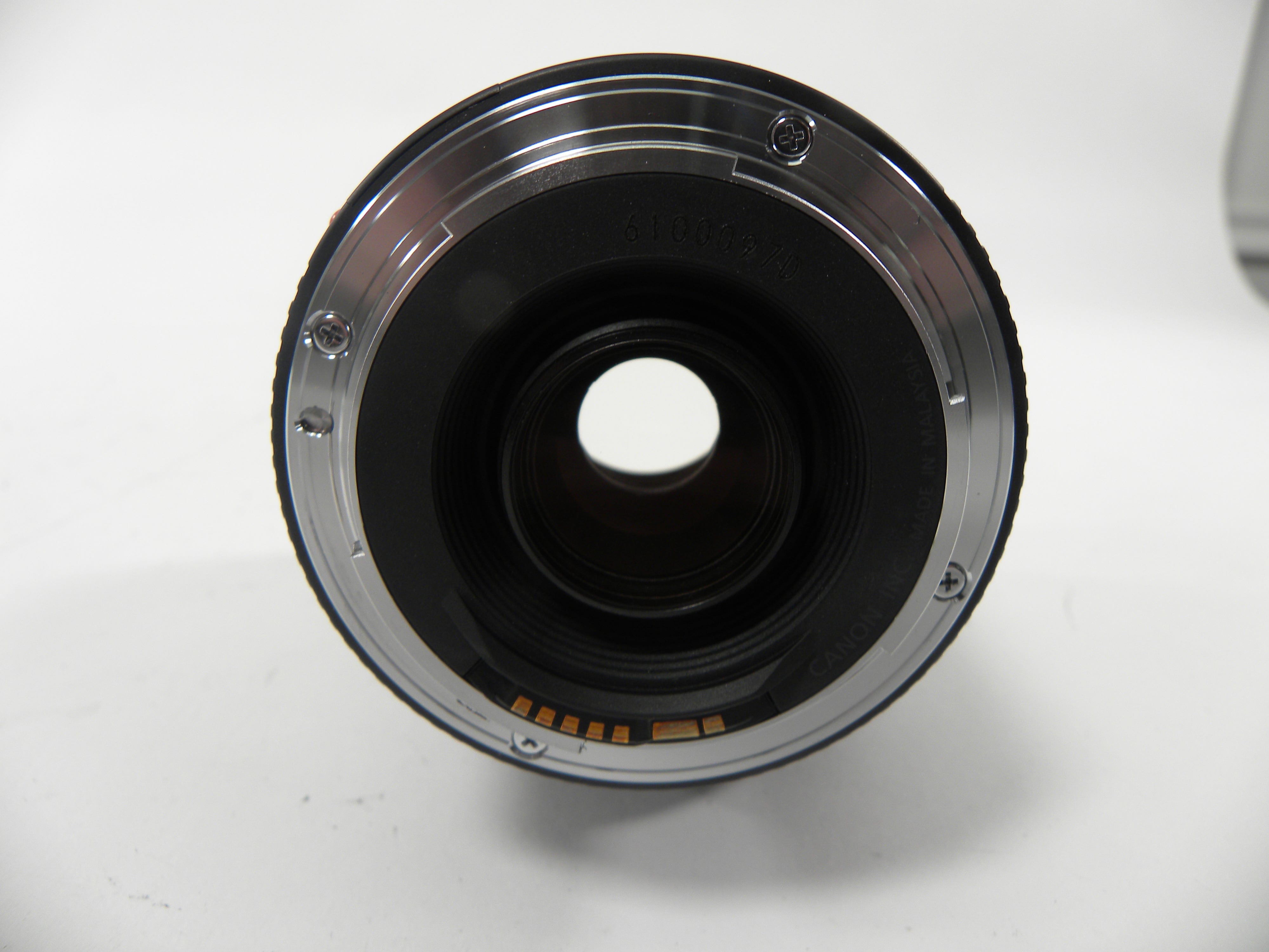 Canon EF Zoom 75-300mm f4-5.6 III USM
