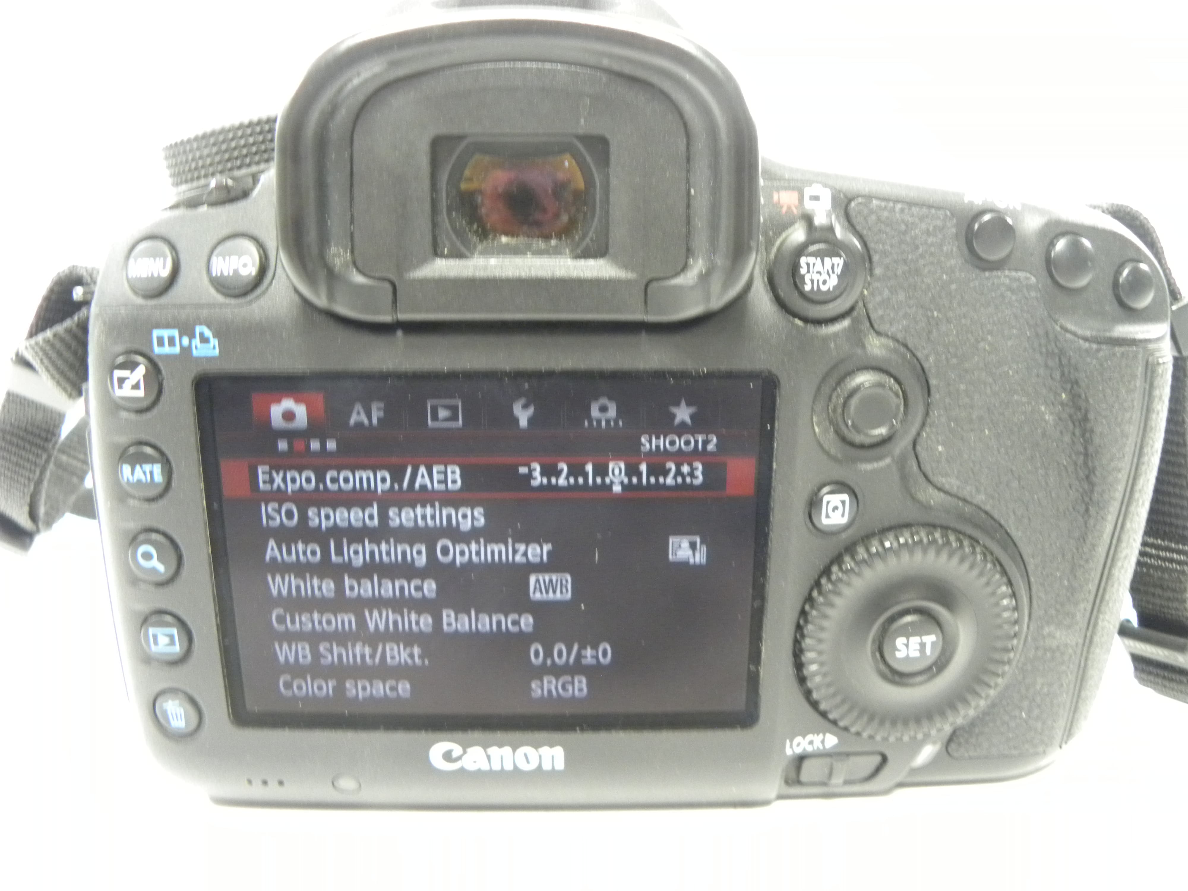 Canon EOS 5D Mark III 22.3mp Digital SLR Body Only Shutter Ct. 17,333