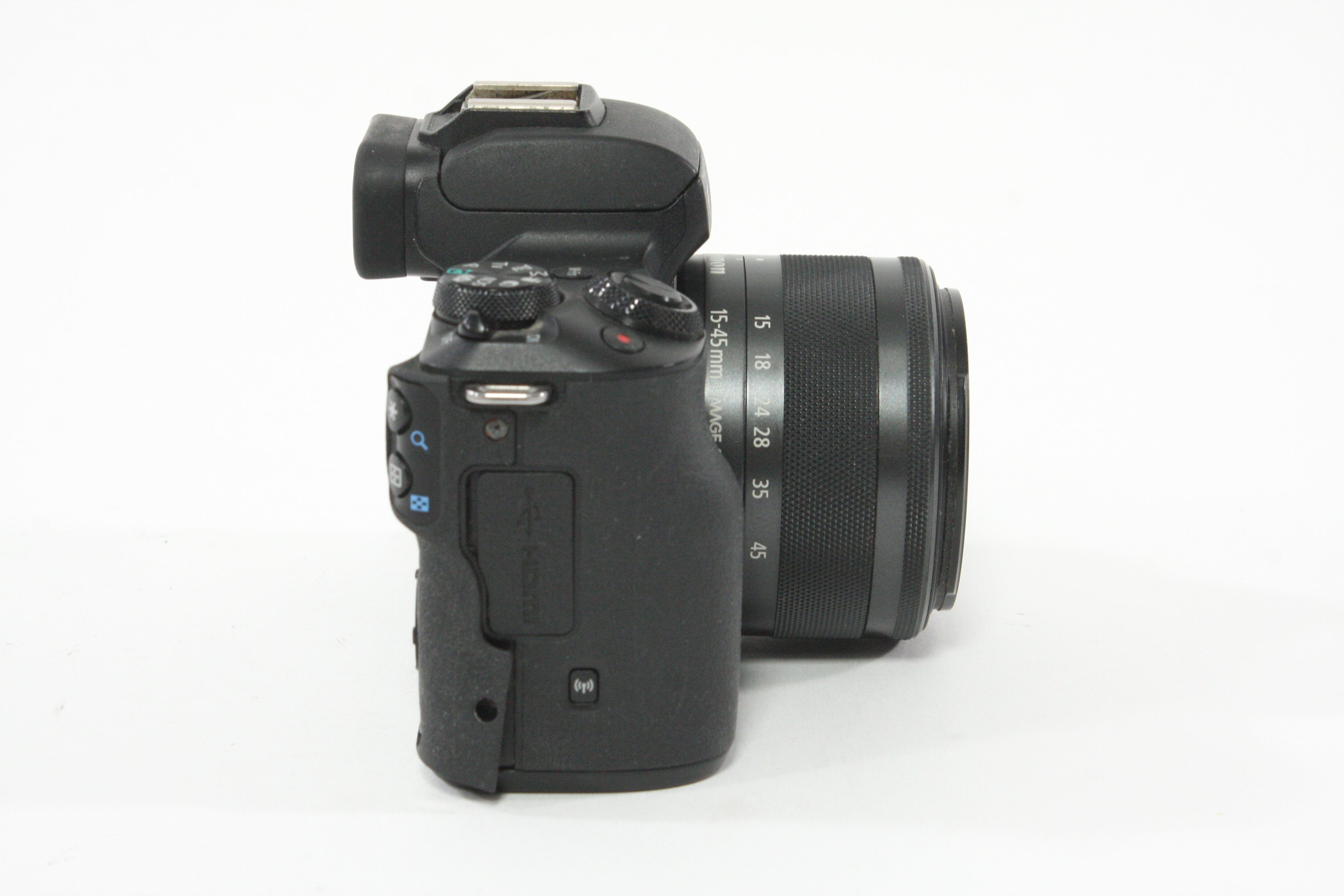 Canon EOS M50 with 15-45mm F3.5-6.3 IS STM Lens - Shutter Count 8000