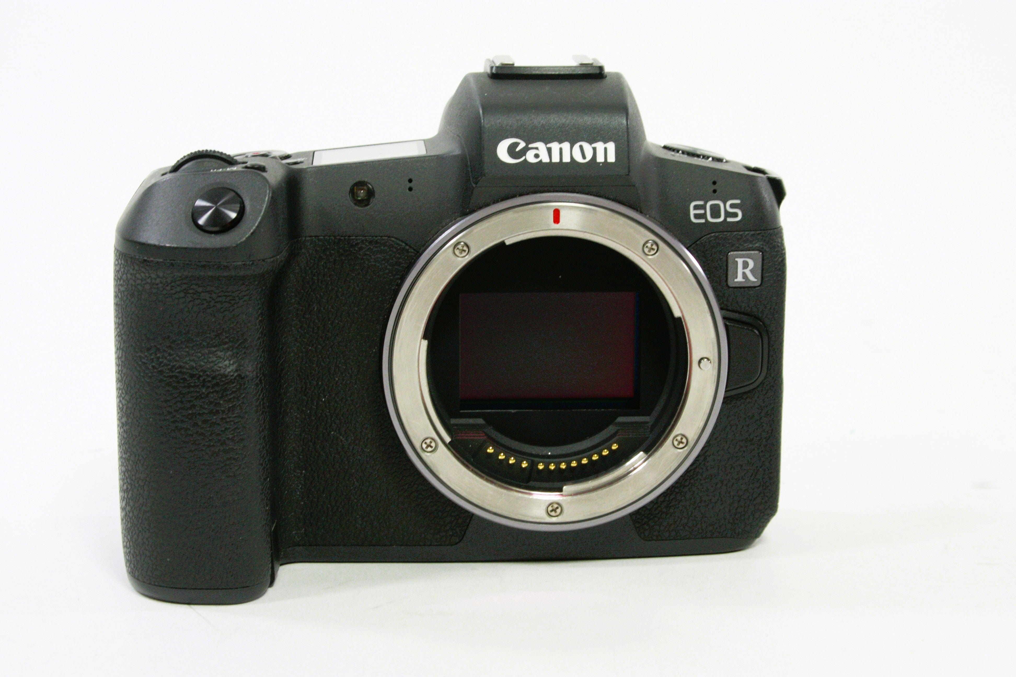 Canon EOS R Digital Mirrorless Camera Body - Shutter count - 10,000