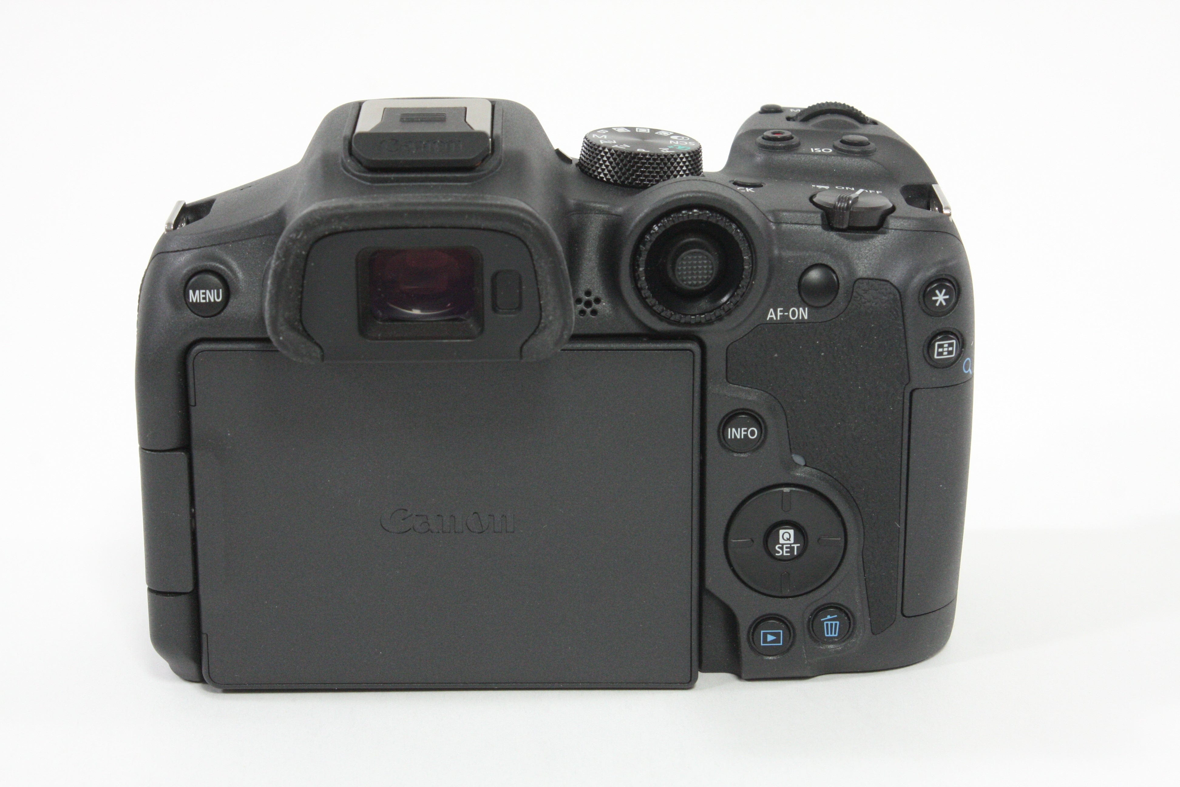 Canon EOS R7 Body Only  - Shutter count less than 1000
