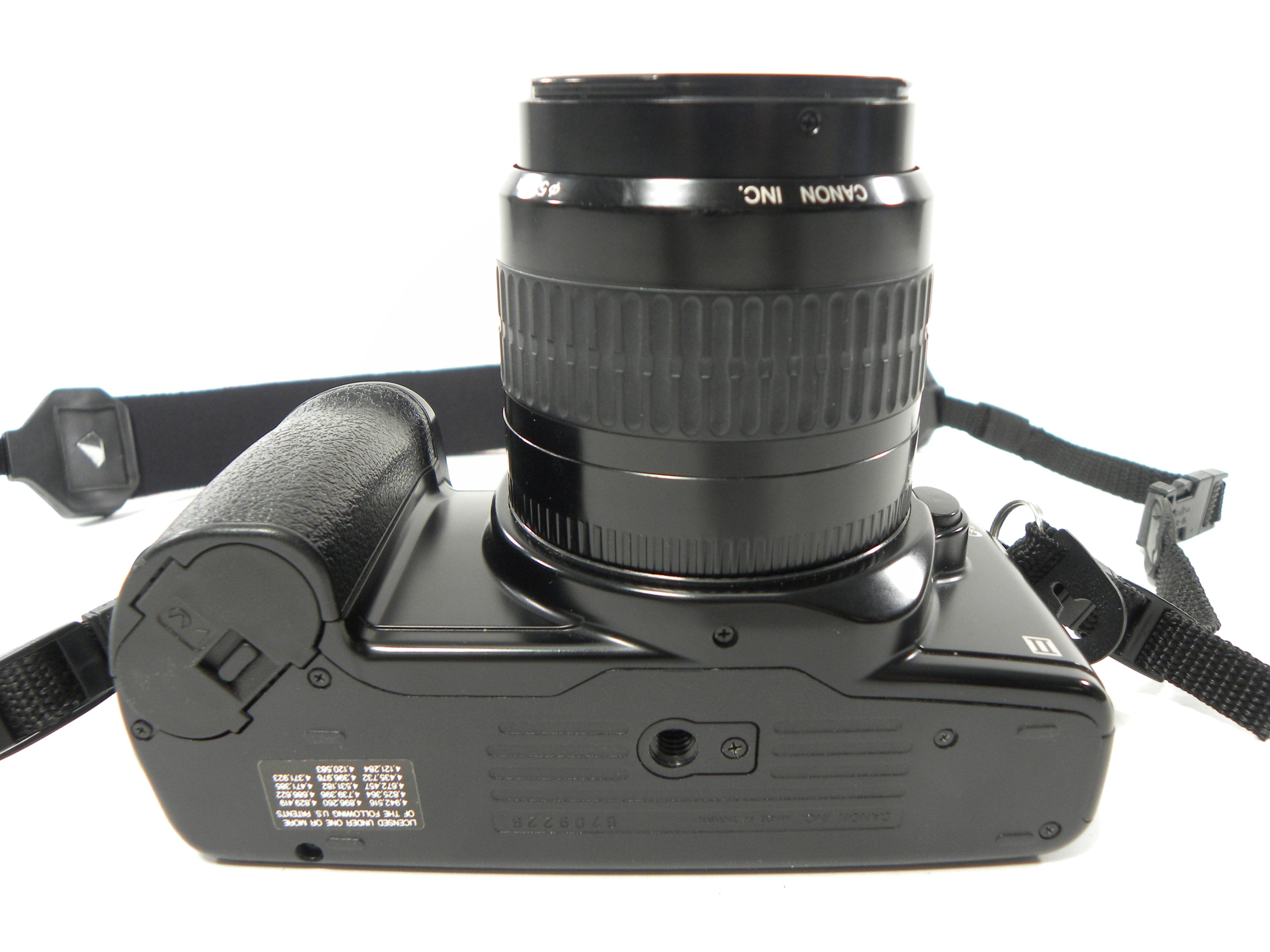 Canon EOS Rebel S II 35mm SLR w/EF Zoom 35- f4-5.6II