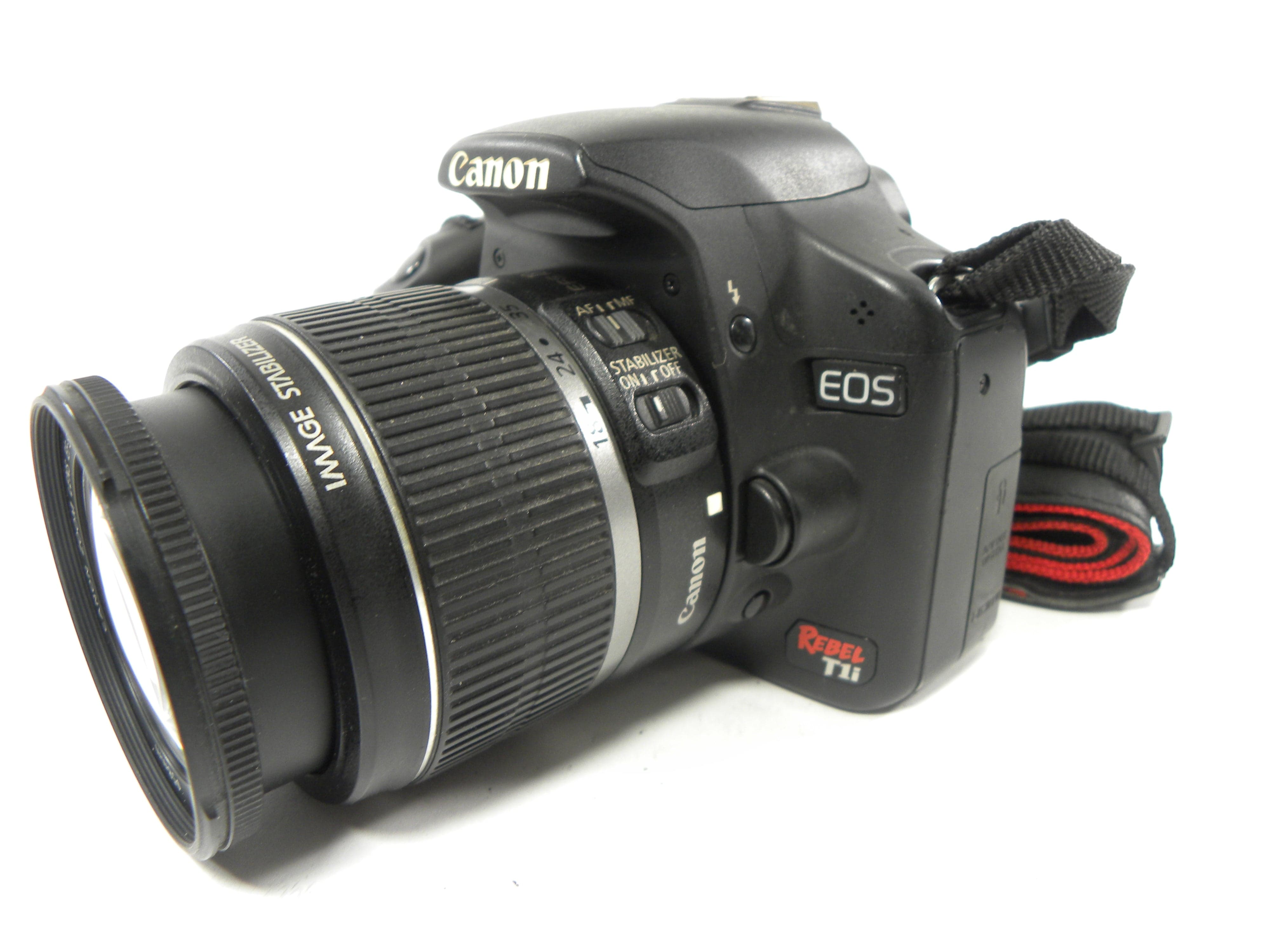 Canon EOS Rebel T1i 15.1mp Digital SLR w/EF-S 18-55 IS Shutter Ct. 7,432