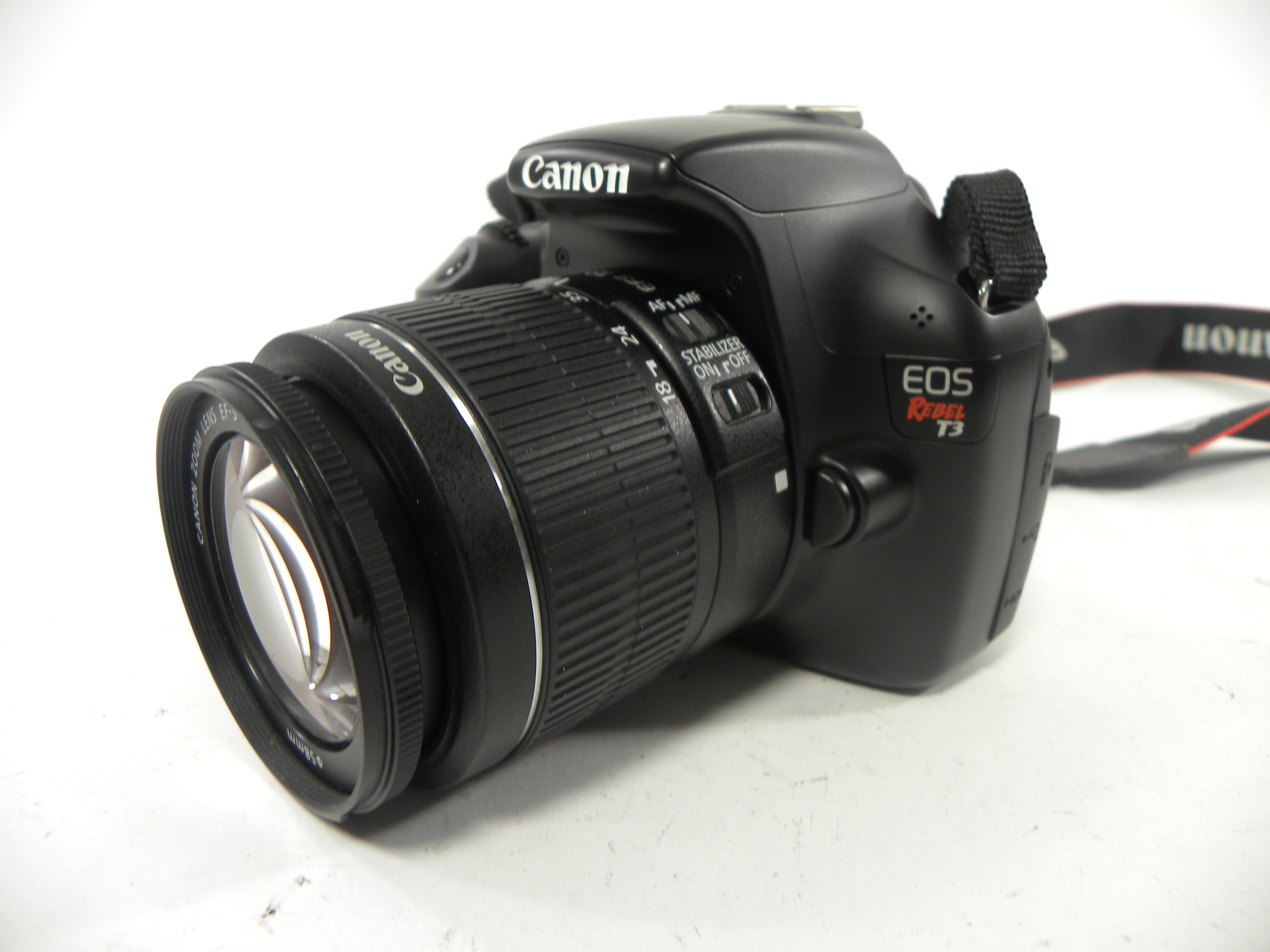 Canon EOS Rebel T3 12.mp Digital SLR w/EF-S 18-55 IS II Shutter Ct. 1,545