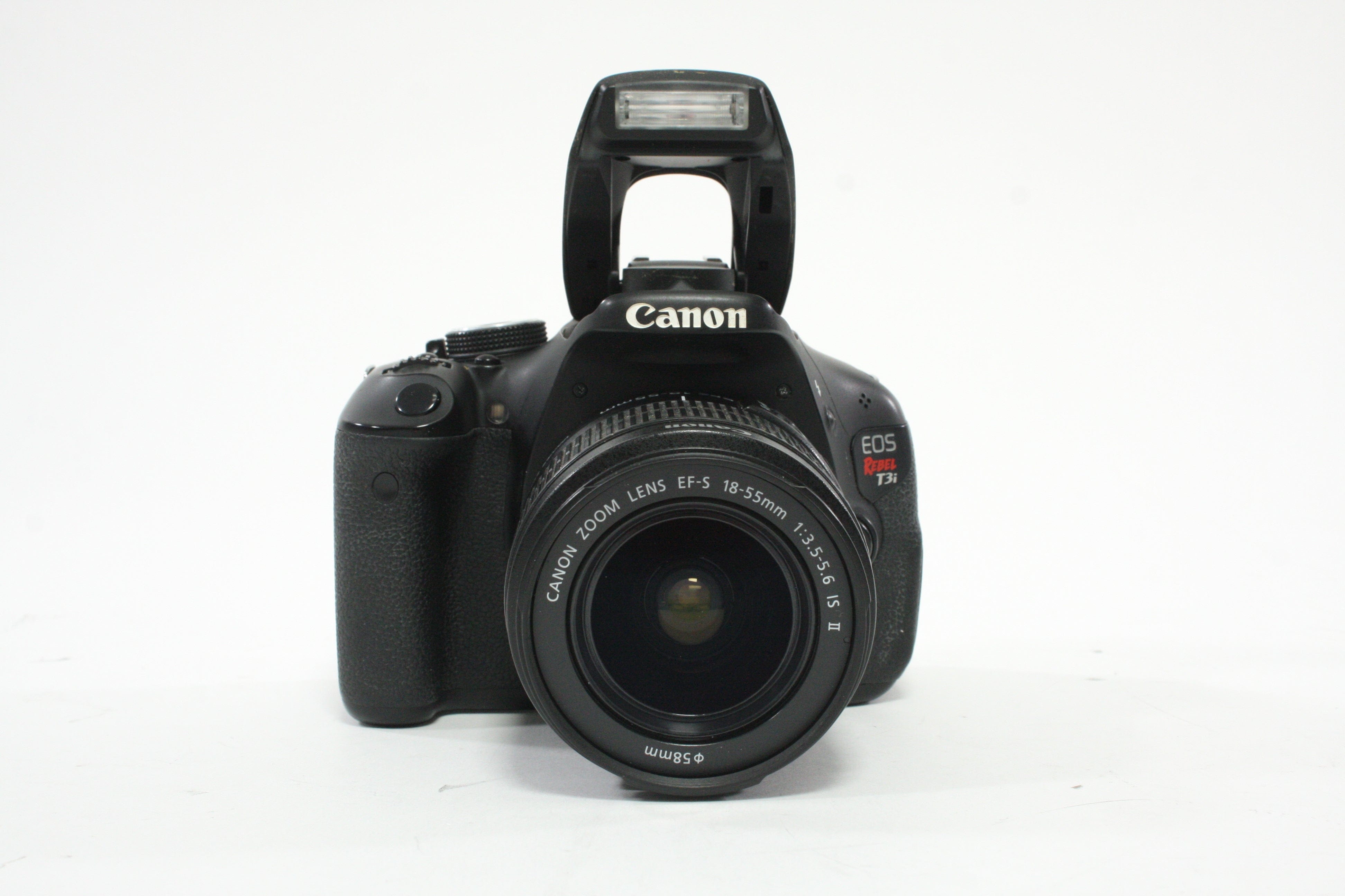 Canon  EOS Rebel T3i DSLR Camera with 18-55mm f/3.5-5.6 IS II EF Lens with a Shutter Count of 35,026