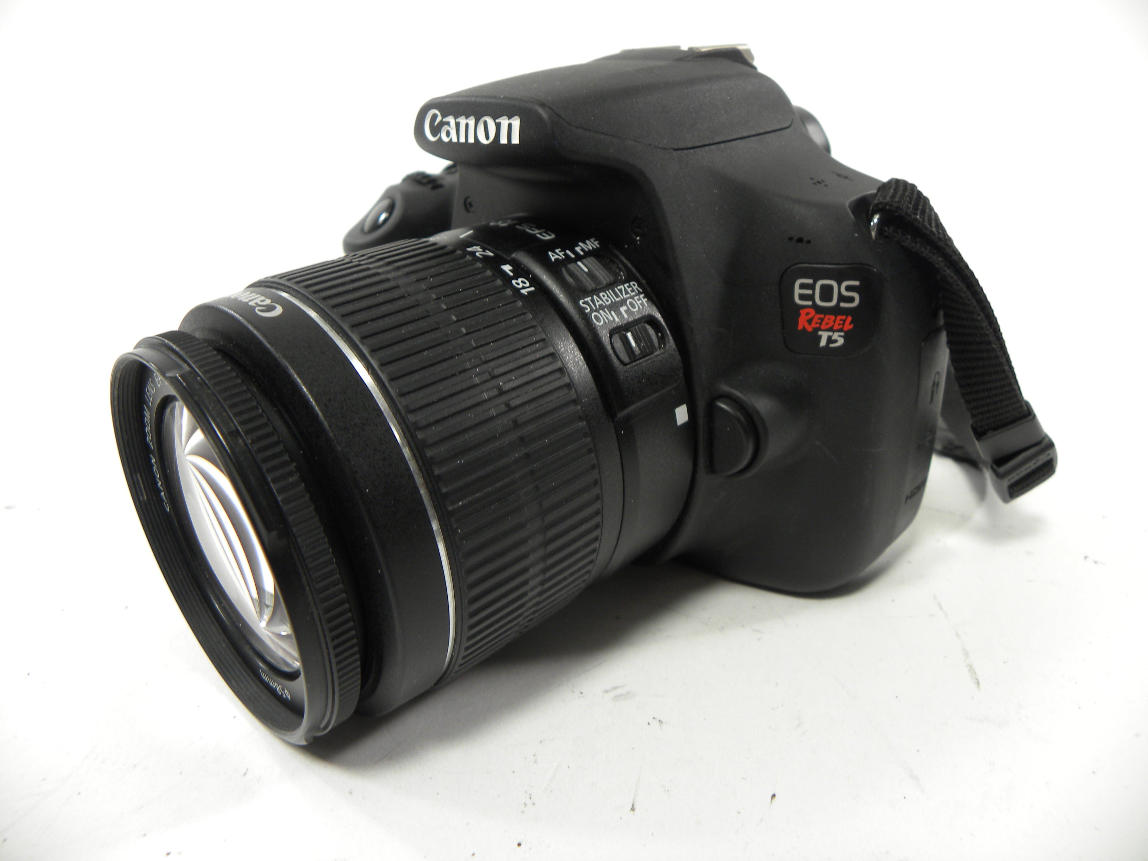 Canon EOS Rebel T5 18mp Digital SLR w/ EF-S 18-55 IS II Shutter Ct. 6,427