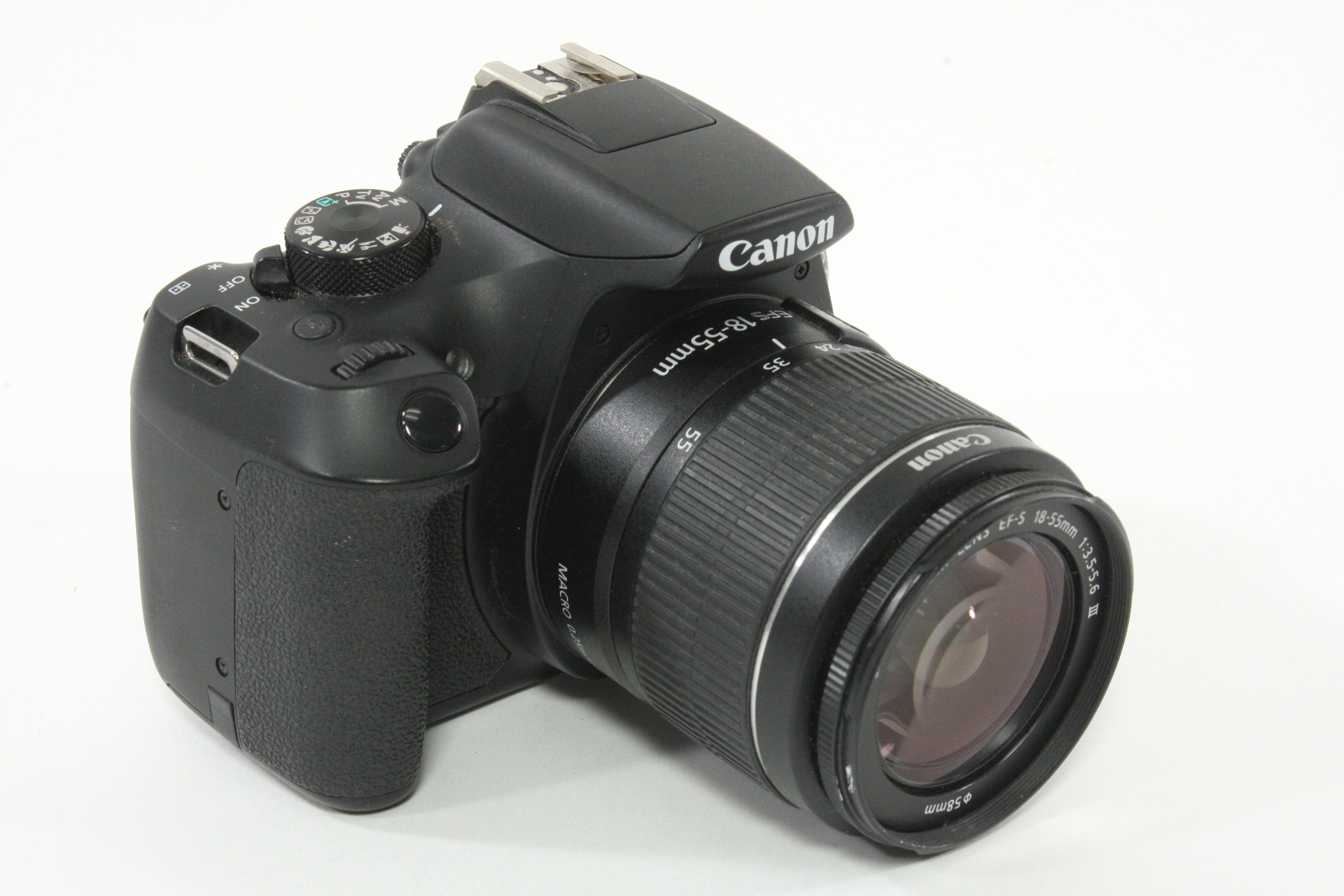 Canon EOS Rebel T6 (1300D) with 18-55mm f/3.5-5.6 III - Shutter Count 3502