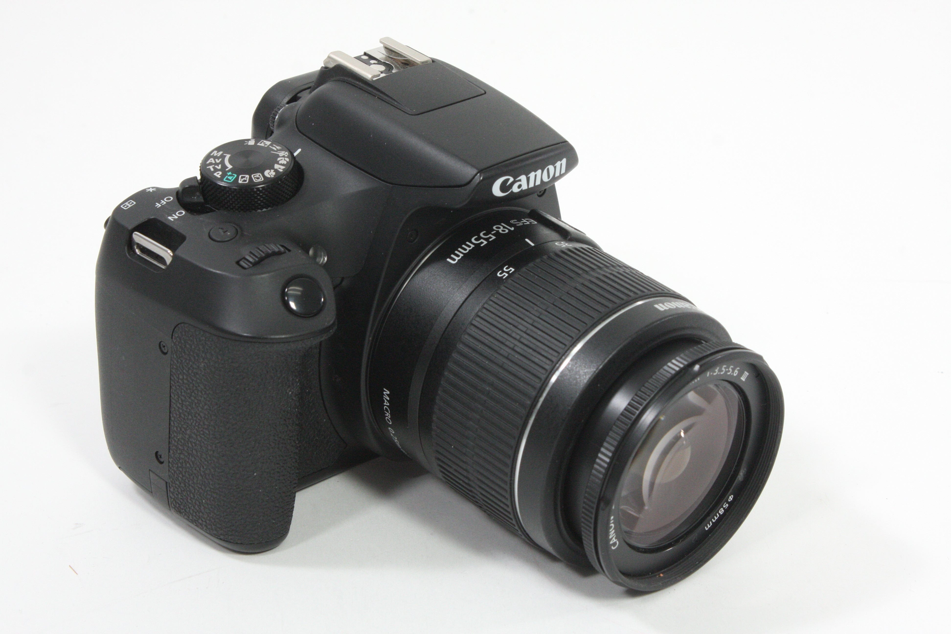 Canon EOS Rebel T6 with 18-55mm f/3.5-5.6 III EF-S  - Shutter Count 1821