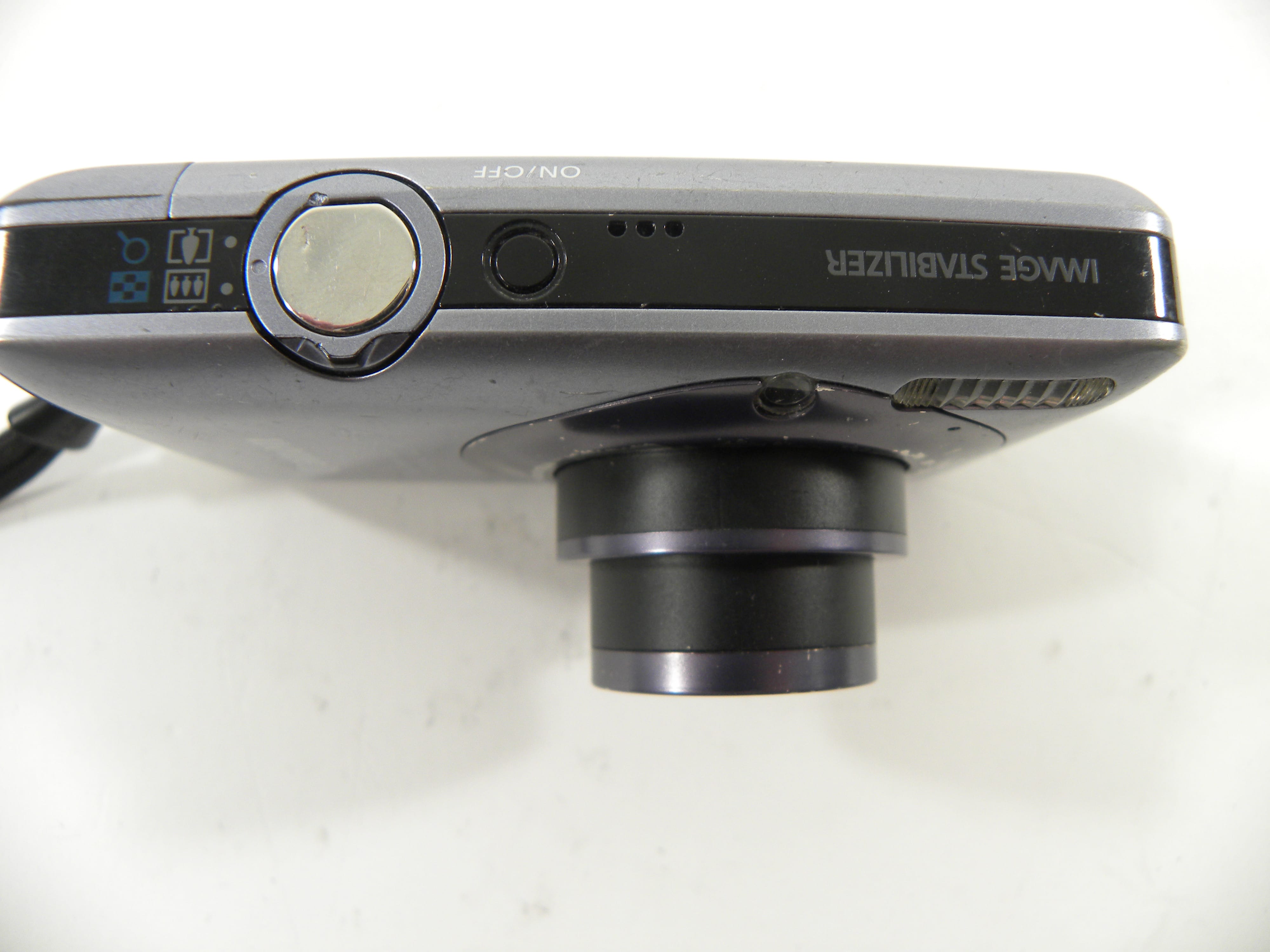 Canon Power Shot SD940 IS Digital Elph  AS IS NO Returns!!