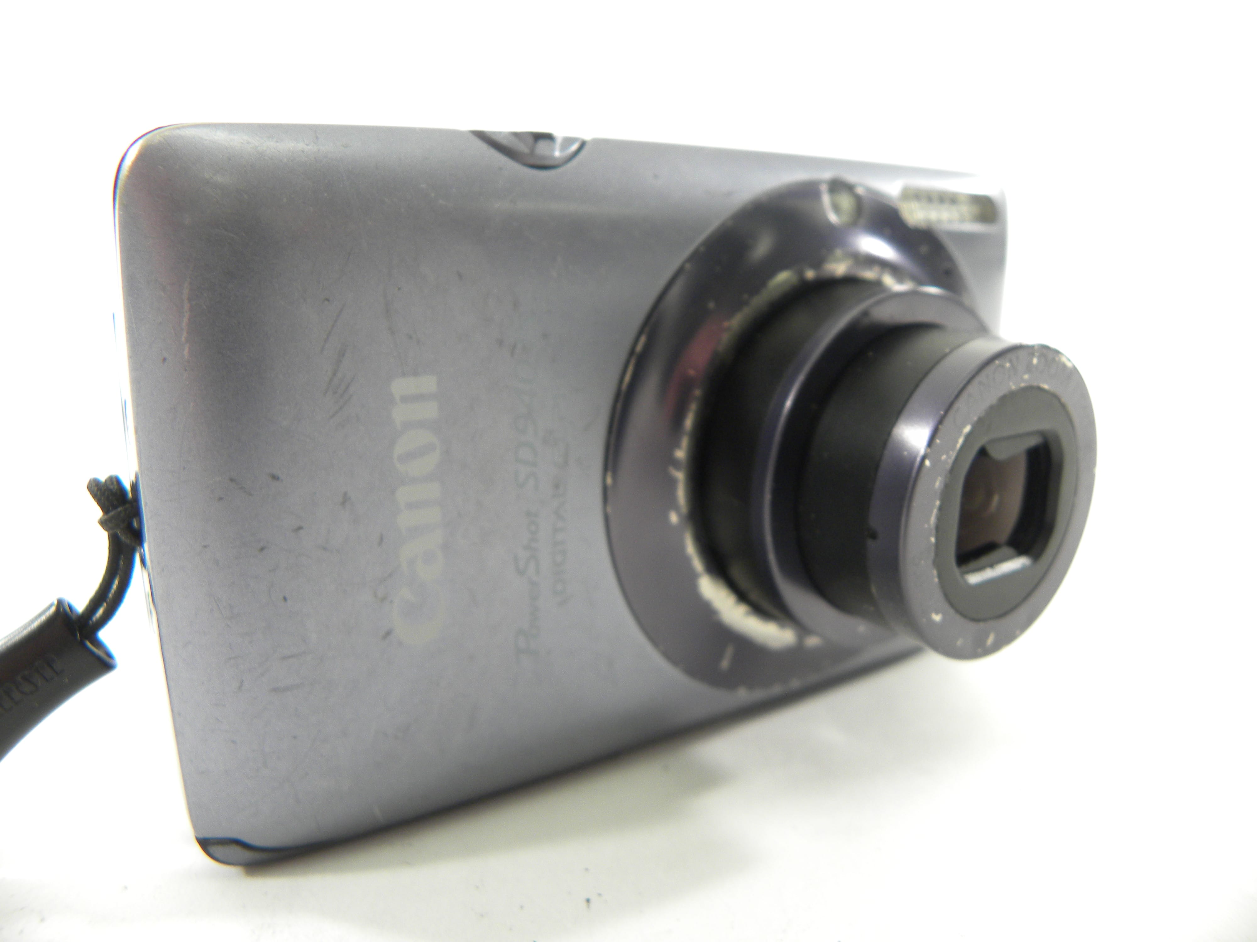 Canon Power Shot SD940 IS Digital Elph  AS IS NO Returns!!