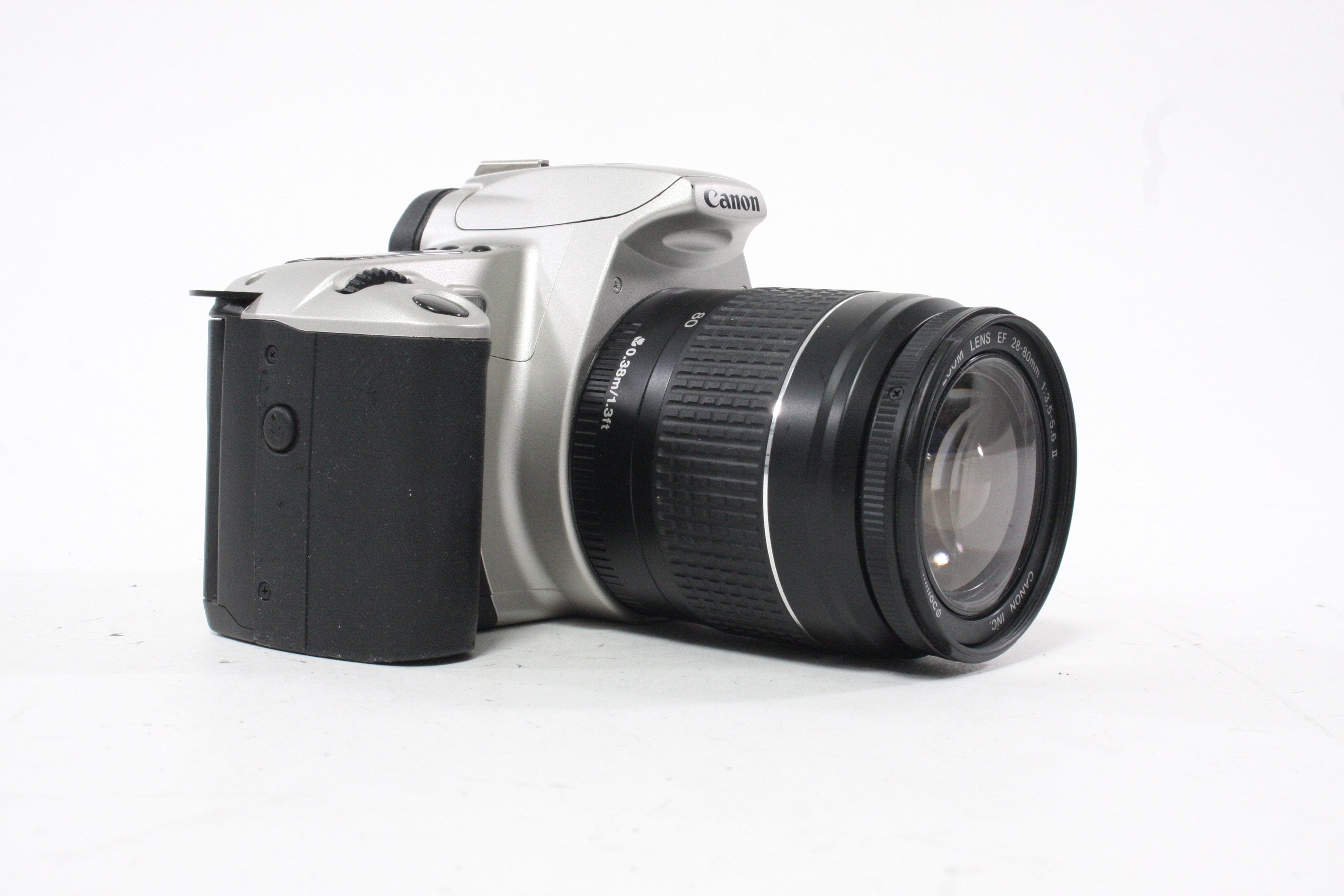 Canon Rebel 2000 35mm Camera with 28-80mm F3.5/5.6 II Lens