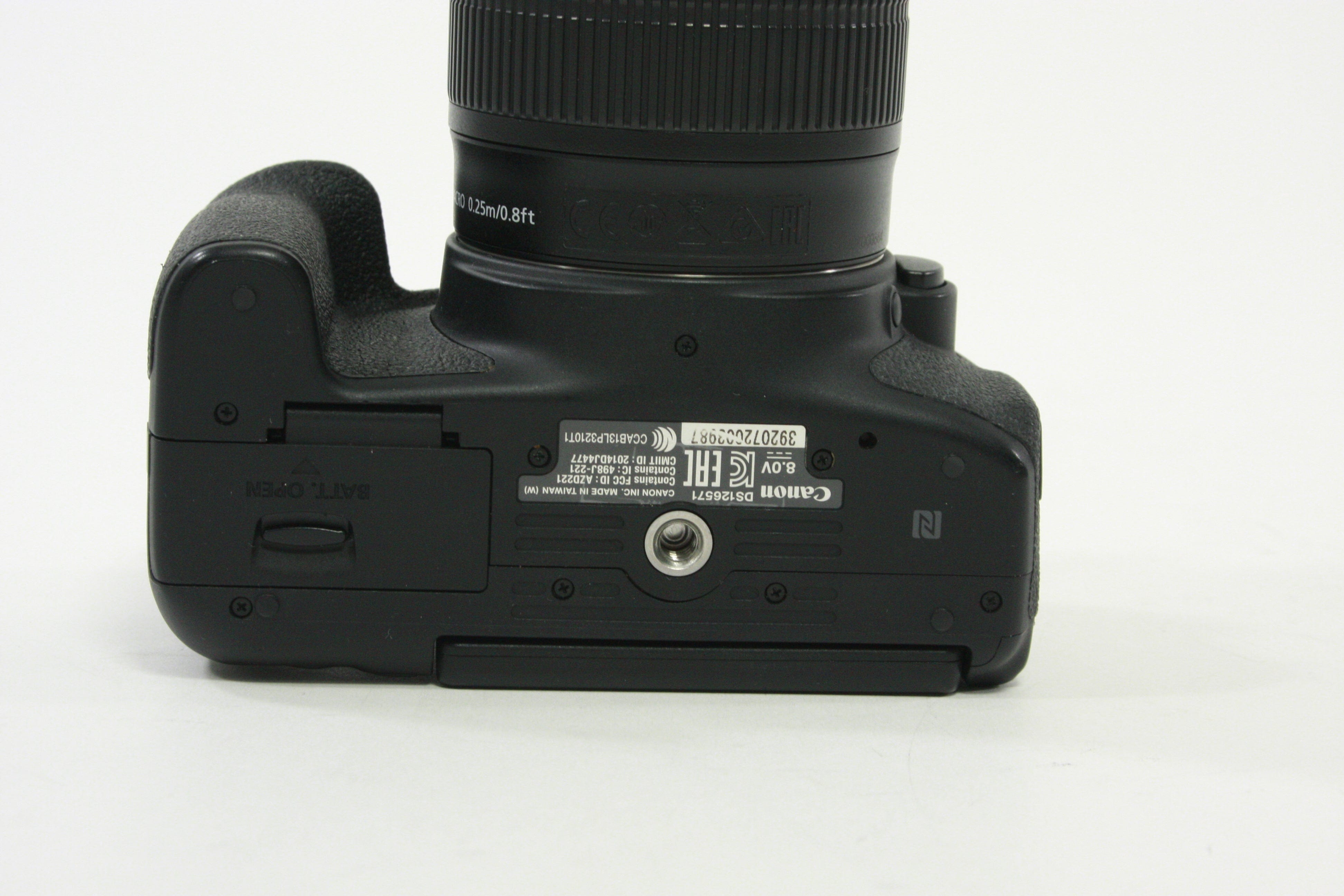 Canon Rebel T6i Digital Camera with 18-55mm STM Lens - Shutter Count 4,569