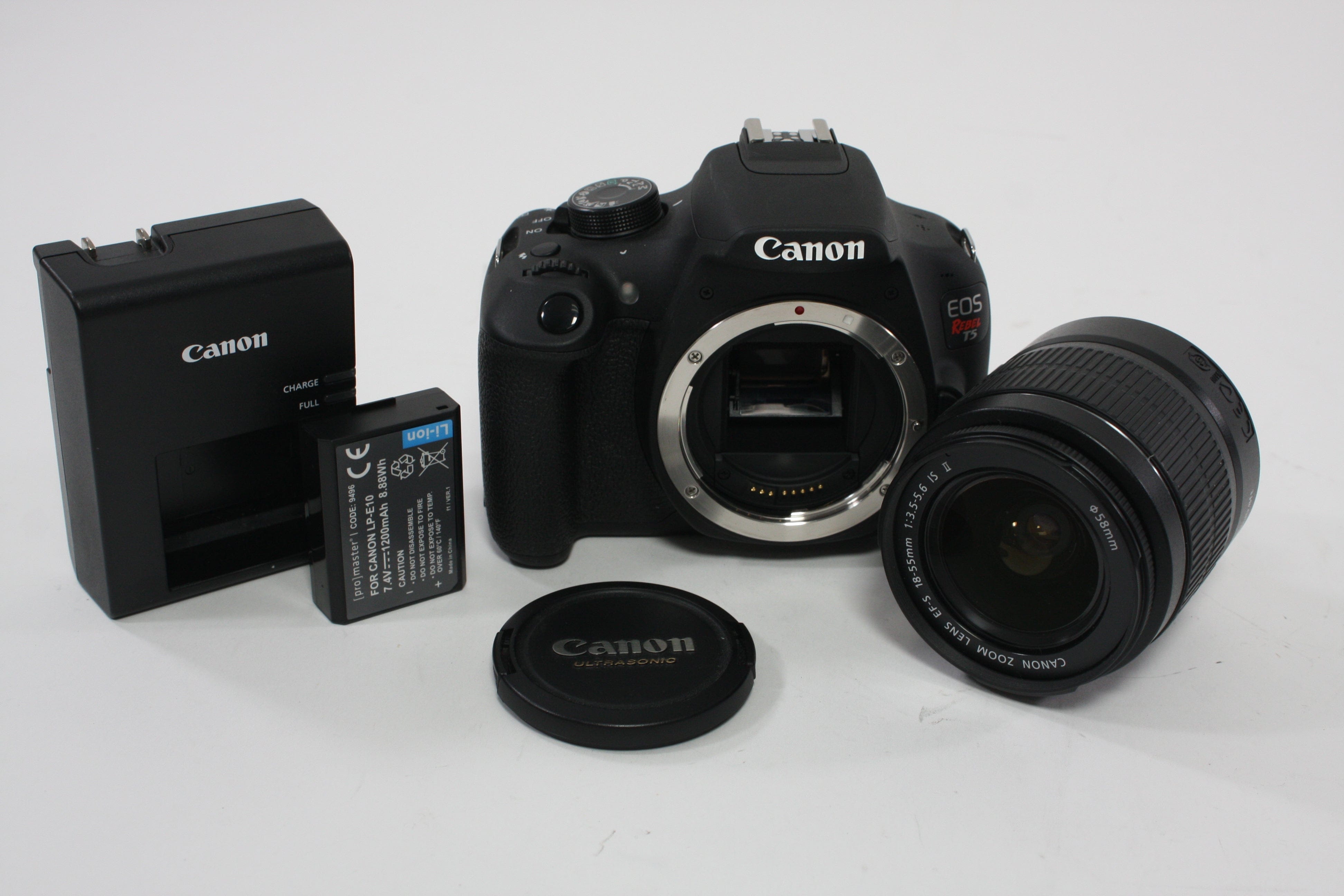 Canon T5 DSLR with 18-55mm f/3.5-5.6 IS II Lens and Shutter Count 23,649