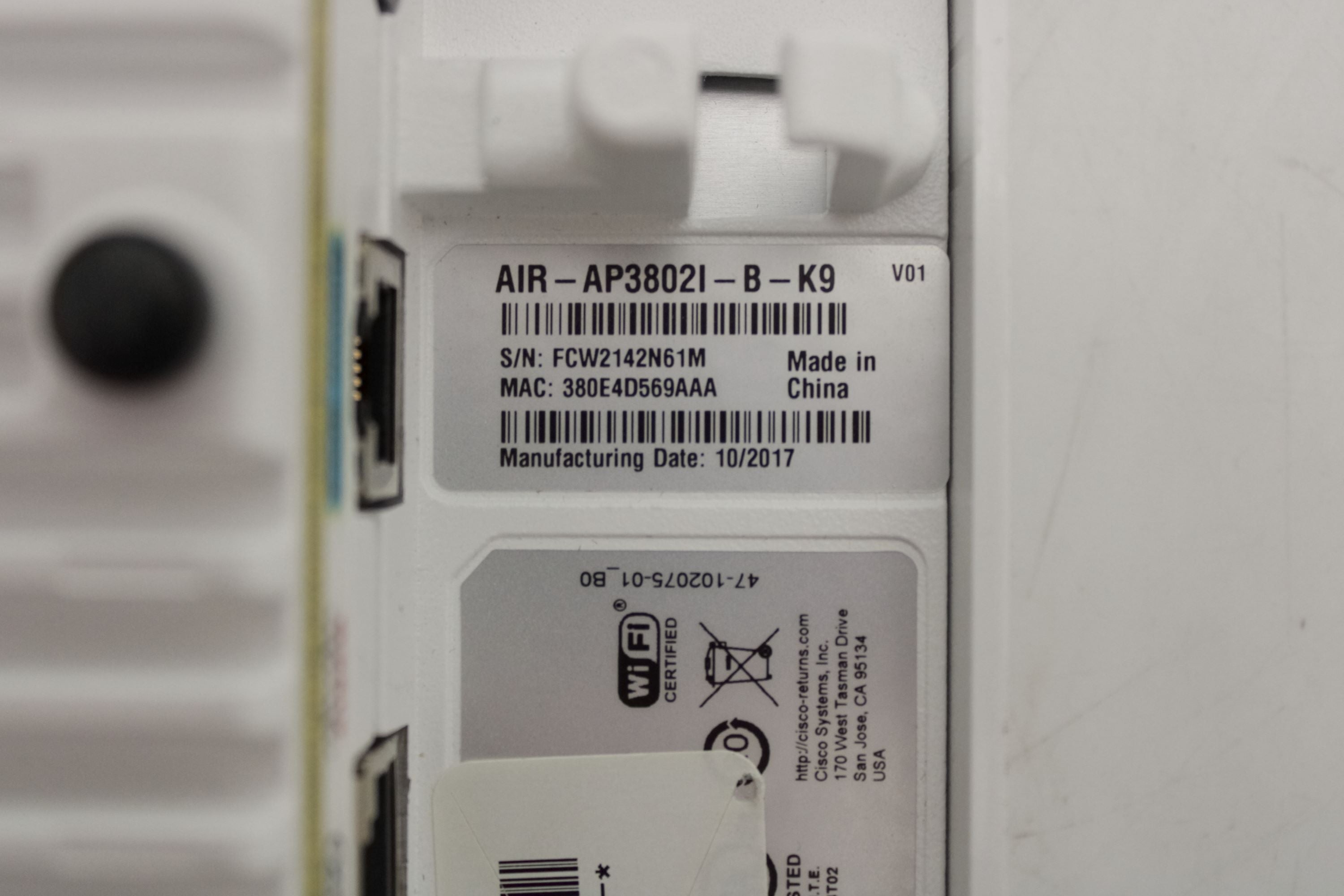 Bundle of 10 - Cisco AIR-AP3802I-B-K9 Access Points w/Mounting