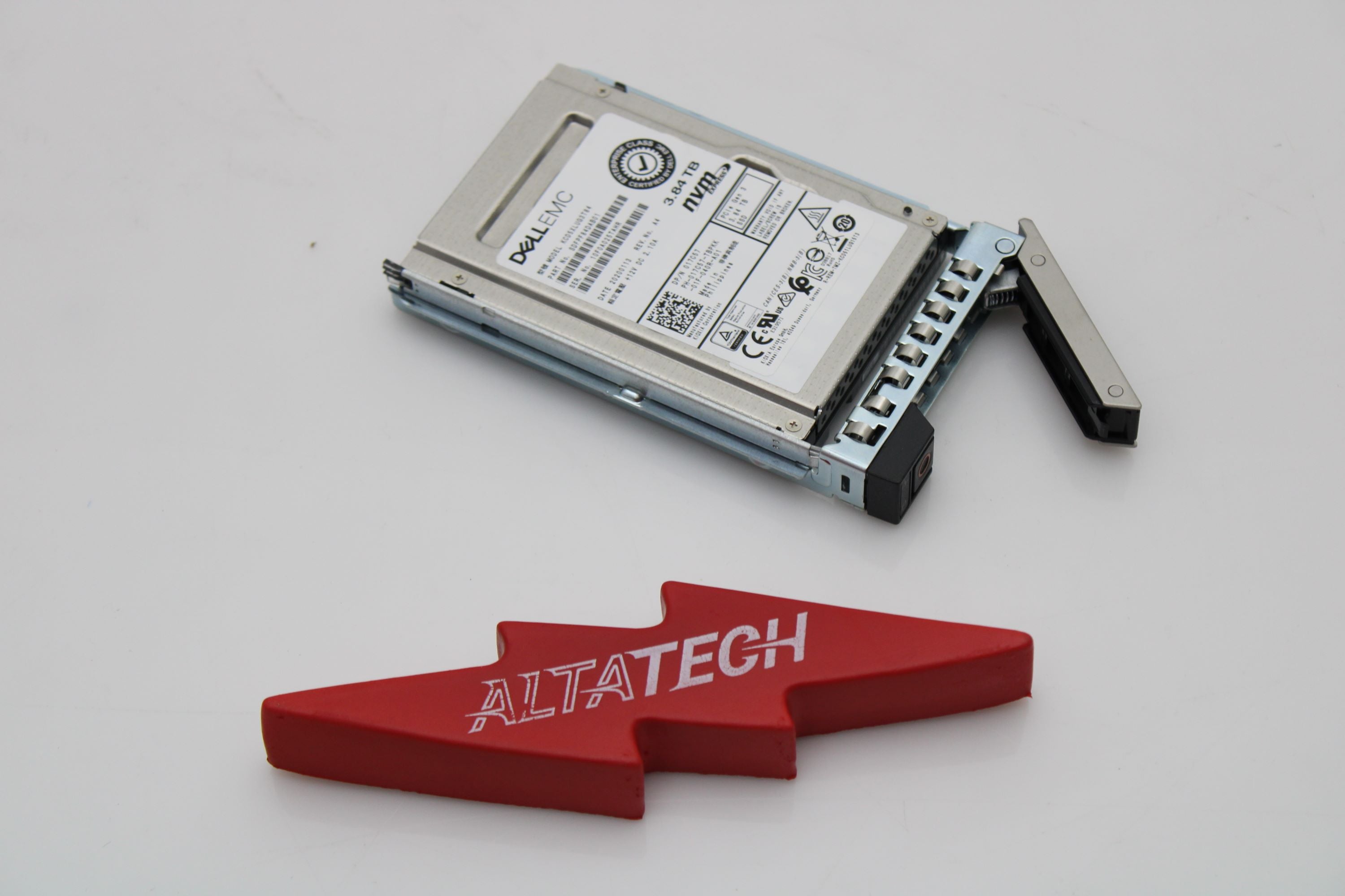 Dell 9KG75 3.84TB SSD NVME 2.5 RI U.2