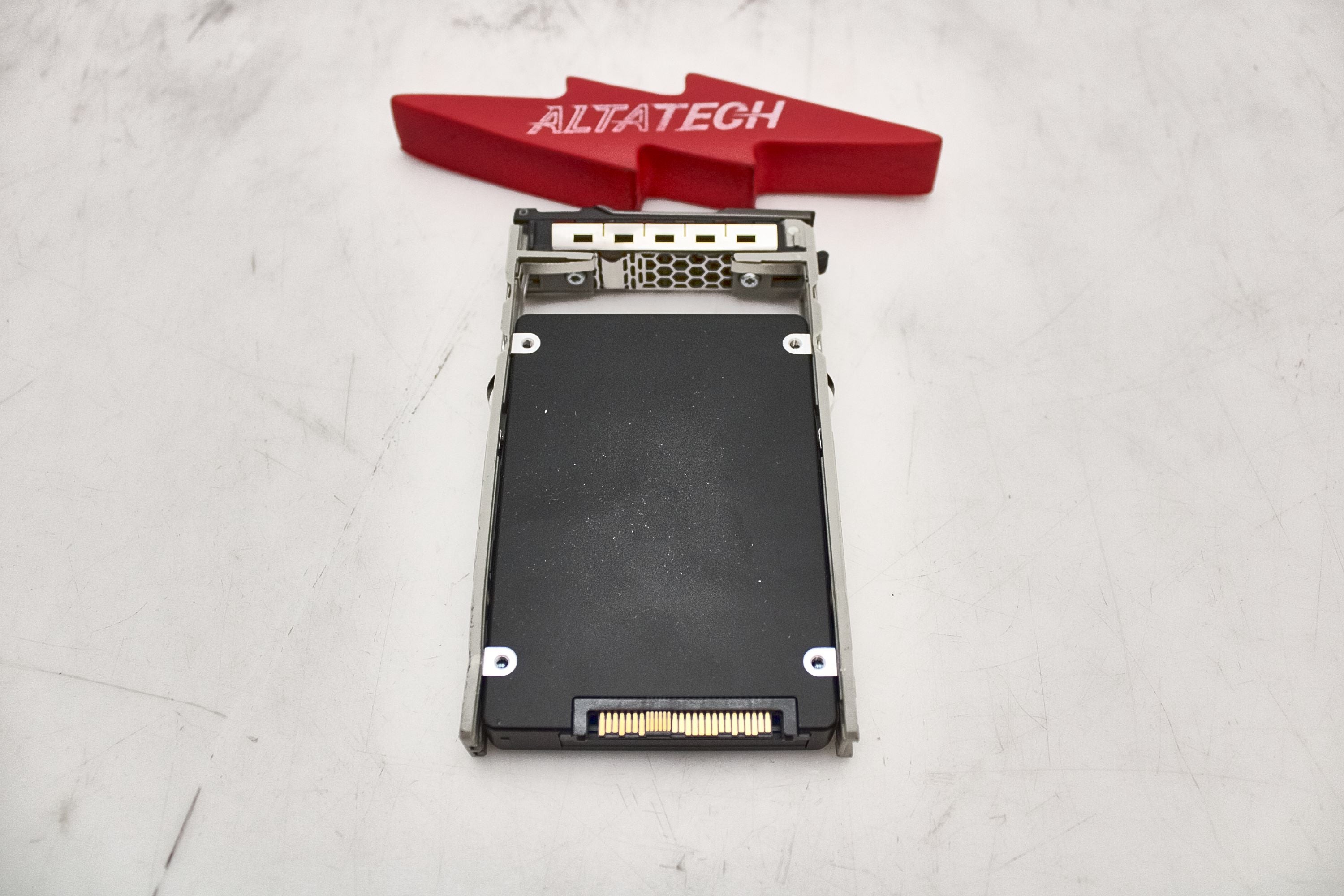 Dell NMCFM_NEW 12.8TB SSD 2.5 12G NVME MU NEW