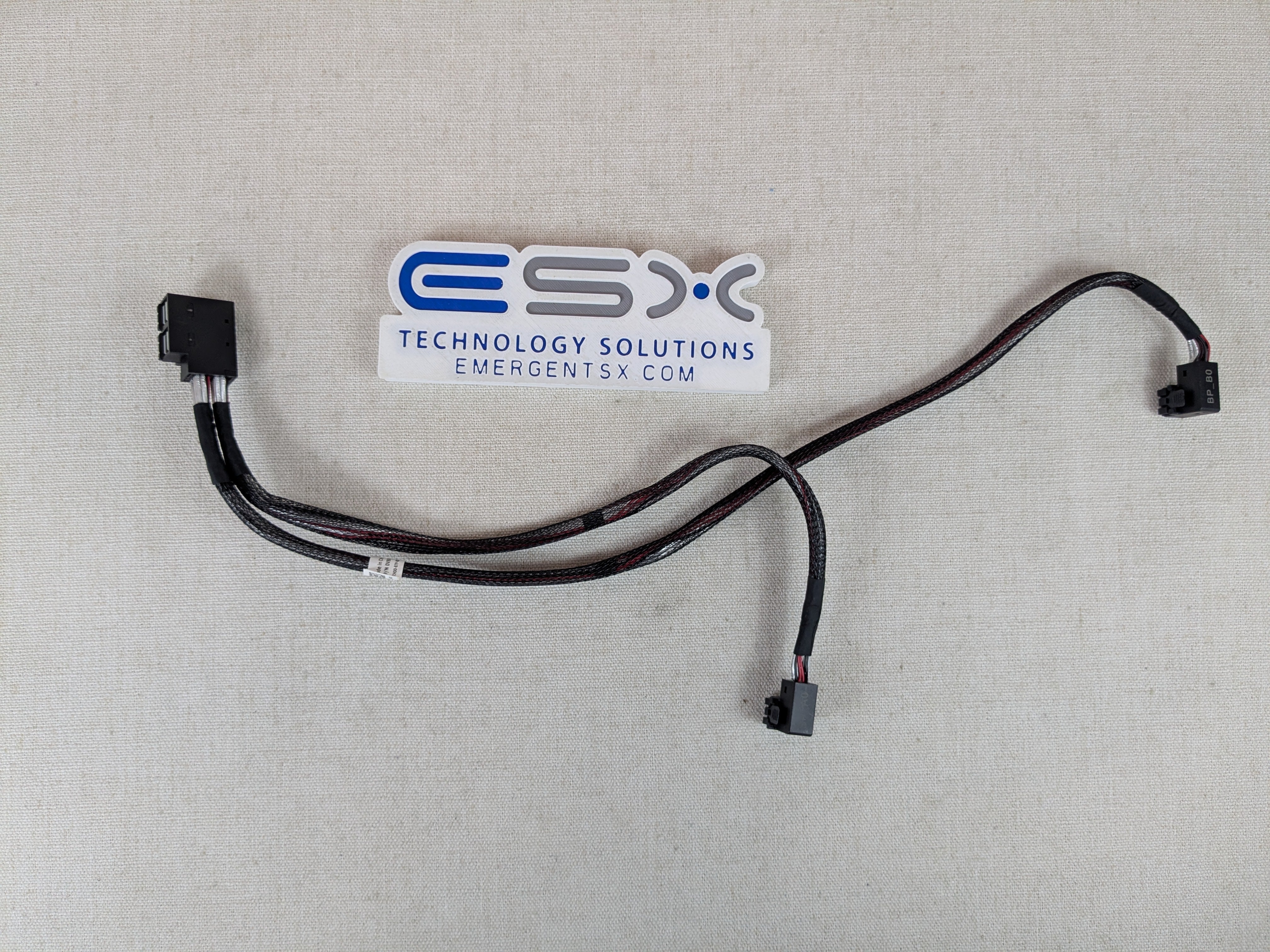 Dell V8KW4 PCIe PERC to 8x 2.5" Backplane RAID Cable for PowerEdge R440