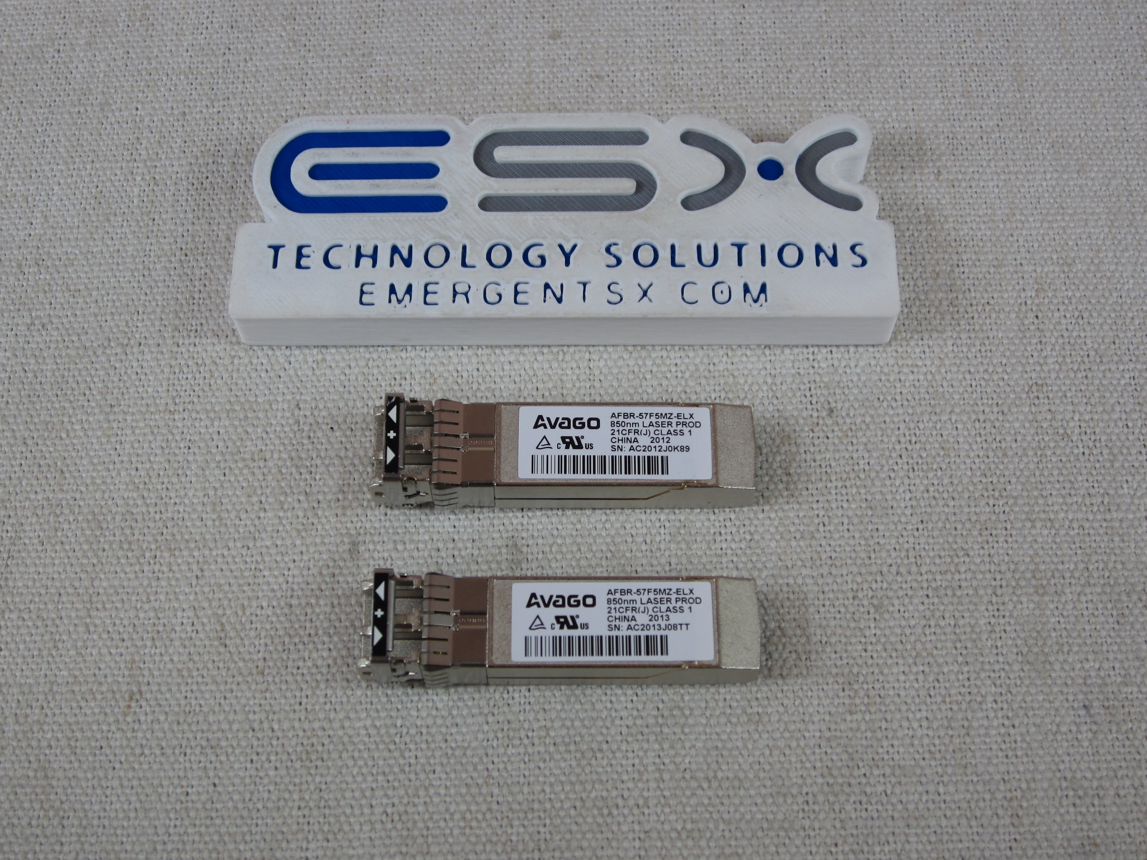 Lot of 2x Avago AFBR-57F5MZ-ELX 16GB/s FC SW SFP+ Optical Transceiver