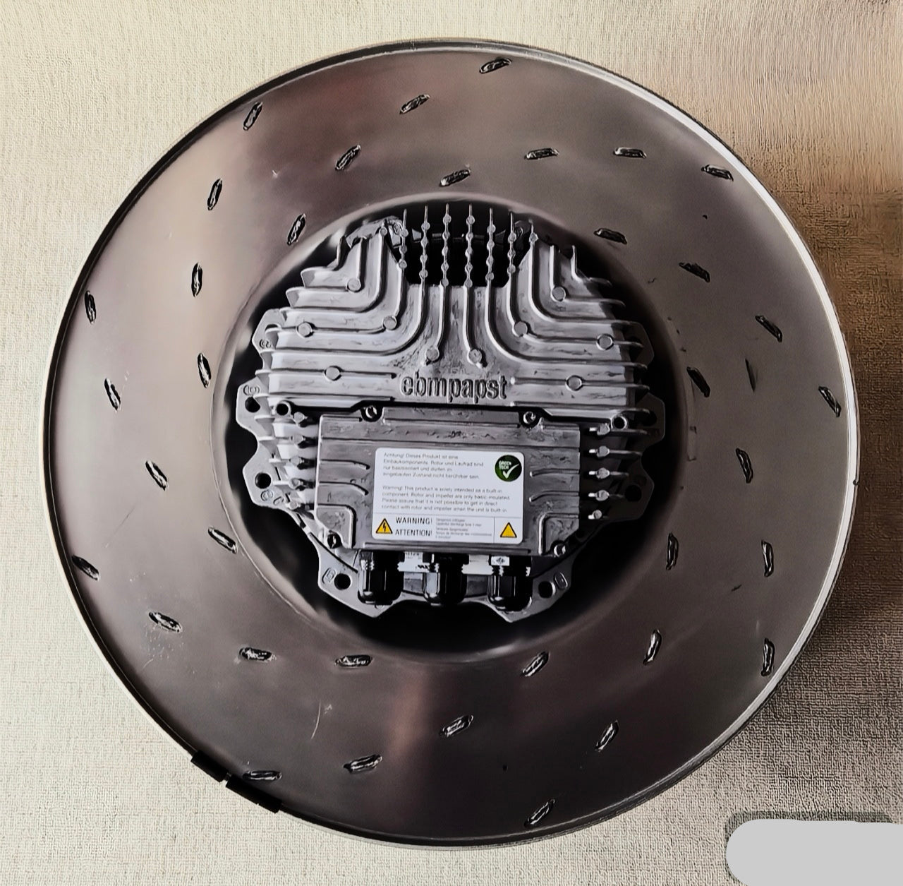 R3G560-AH29-19 3.0kW 200/240V 9.8A 1520rpm ebm-papst centrifugal fan