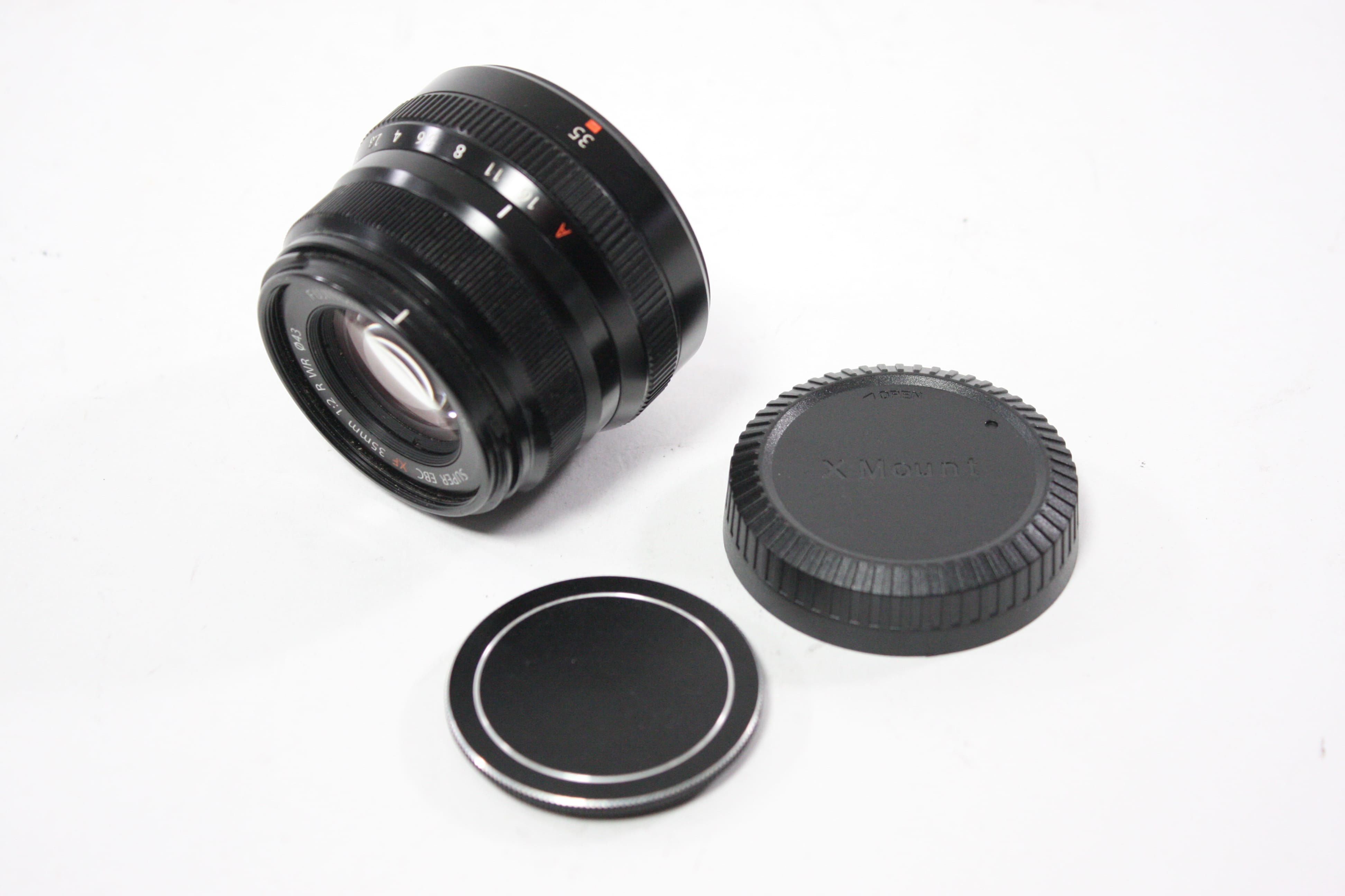 Fujifilm 35mm f/2 Fujinon Super EBC XF Lens for Fuji X Mount