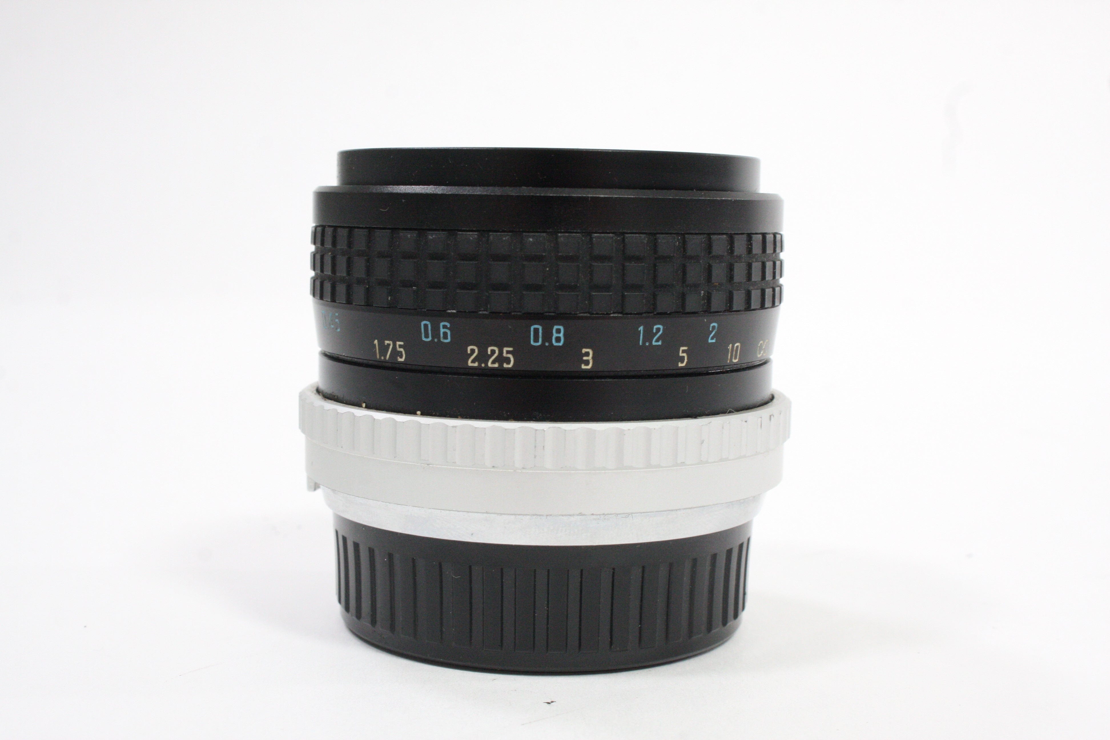 Hoya 28mm f/2.8 HMC Lens for Minolta MD Mount