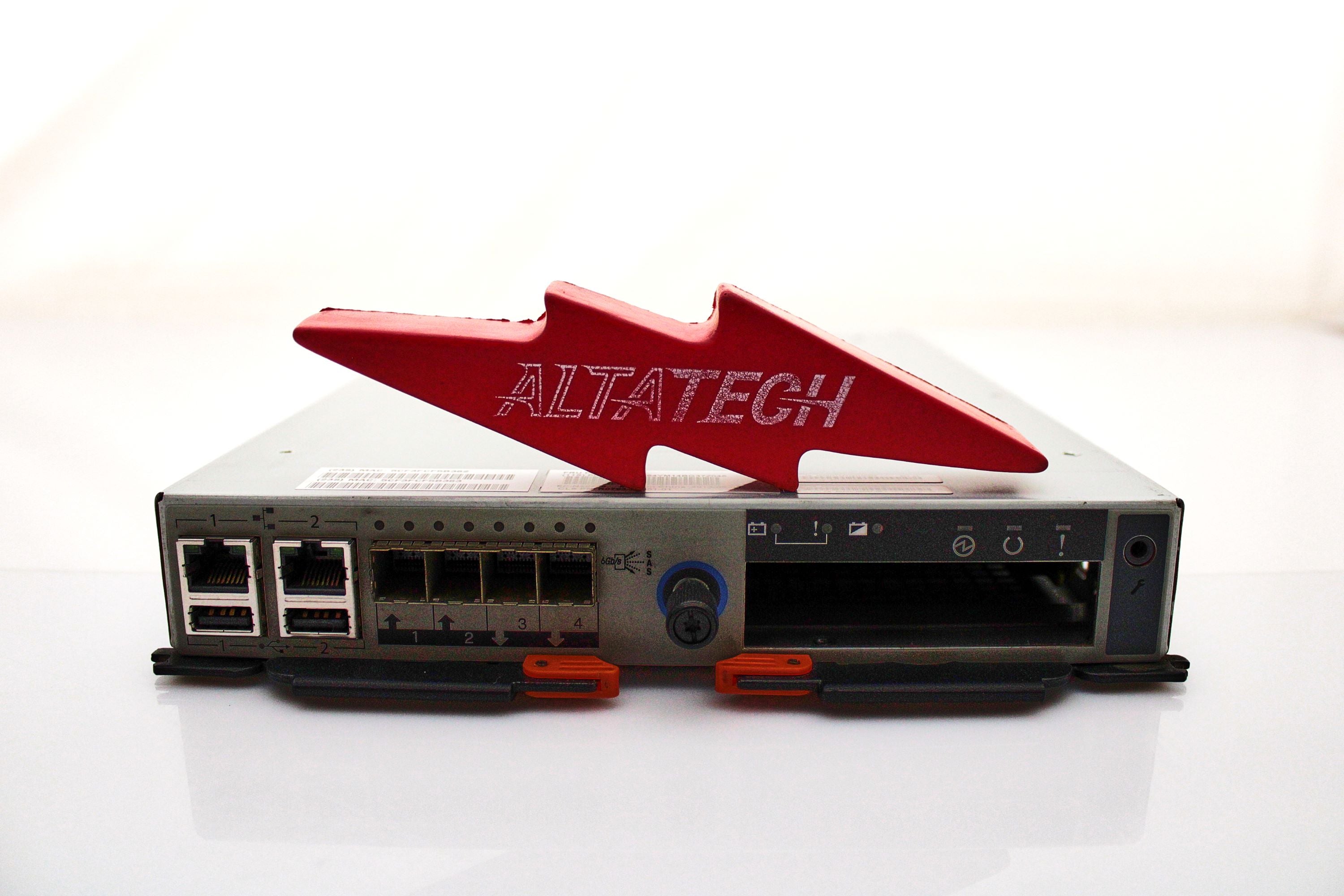 IBM 00Y5860 V5000 GEN1 Controller