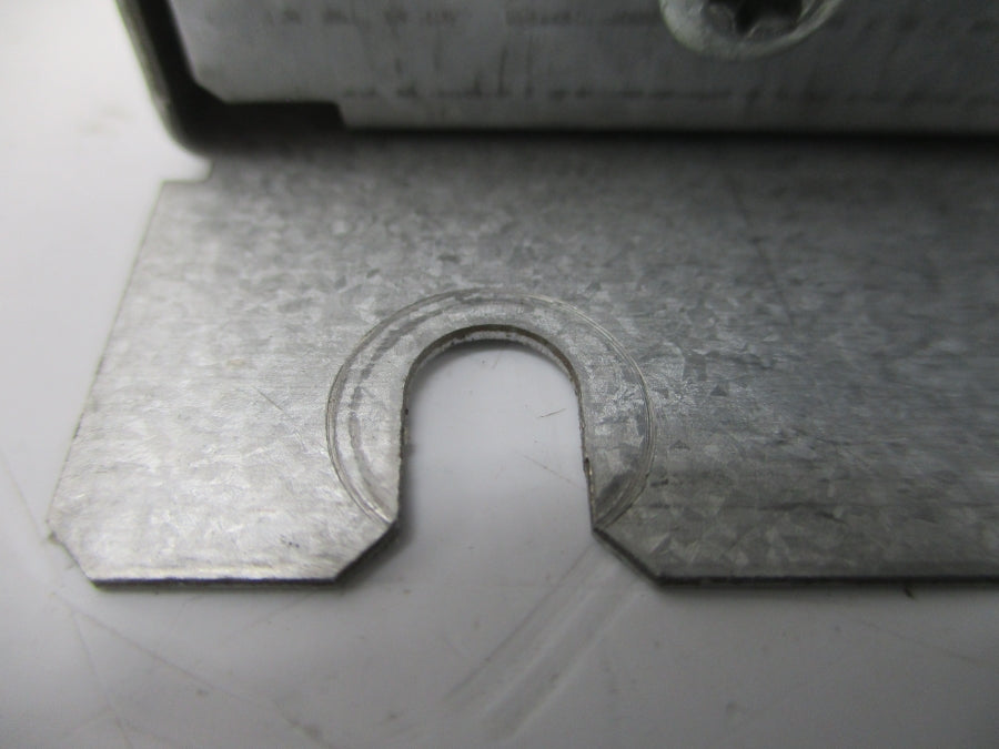 ELAU VCA09AAAA0AR00 C600/10/1/1/1/00 24VDC 2.5/3.5A UNMP