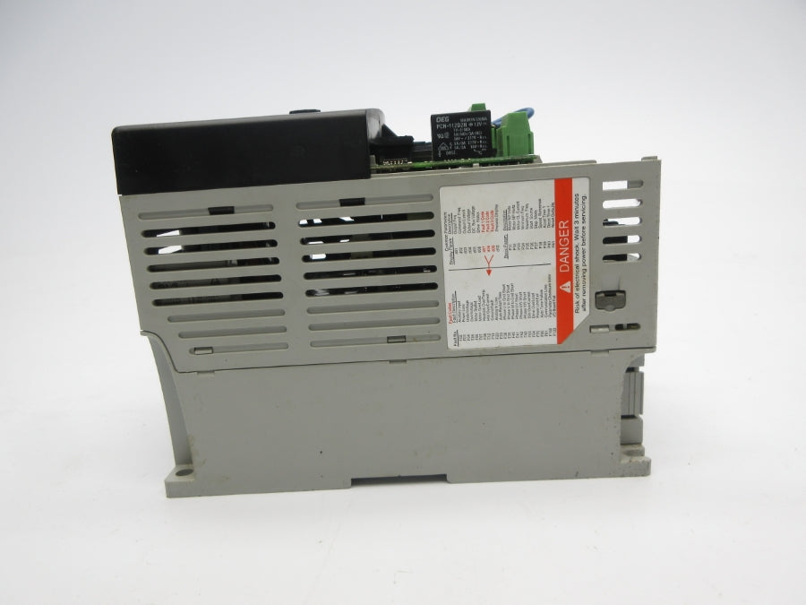 ALLEN BRADLEY 22B-D6P0N104 SER. A F/W 2.04 342-528VAC 7.5A (AS PICTURED) UNMP