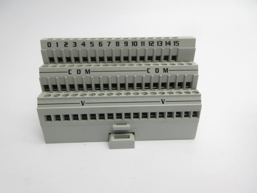 ALLEN BRADLEY 1794-TB3 SER. A 120VAC 10A REV. B01 NSMP