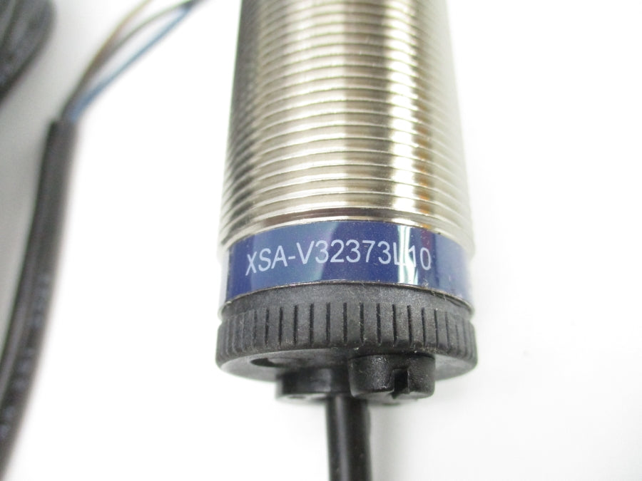 TELEMECANIQUE XSA-V32373L10 12-48V NSNP