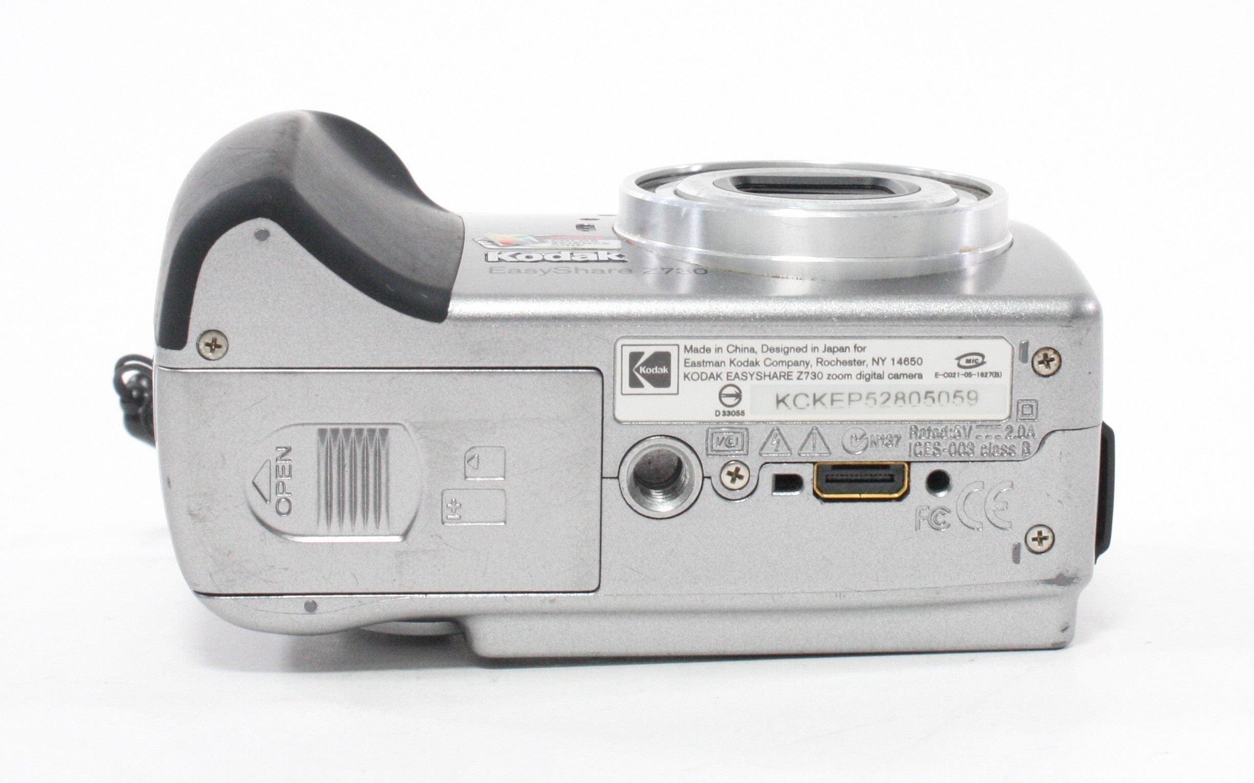 Kodak Z730 Easy Share Digital Point and Shoot Camera