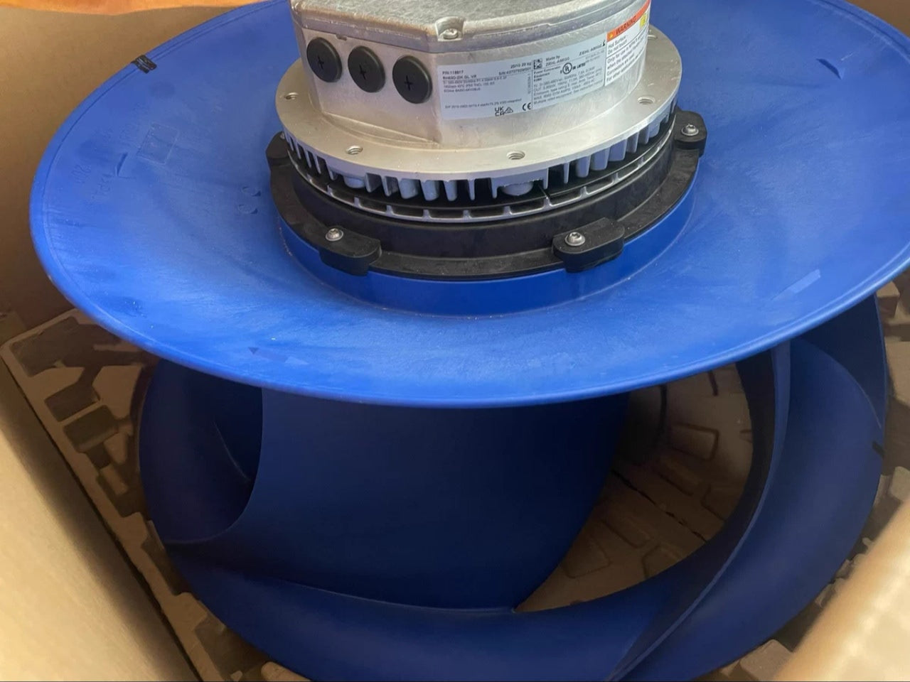 RH63D-ZIK.GL.VR(Art No:118817) ZIEHL-ABEGG centrifugal fan 380-480V 4.0kW 6.6/5.2A 1600rpm
