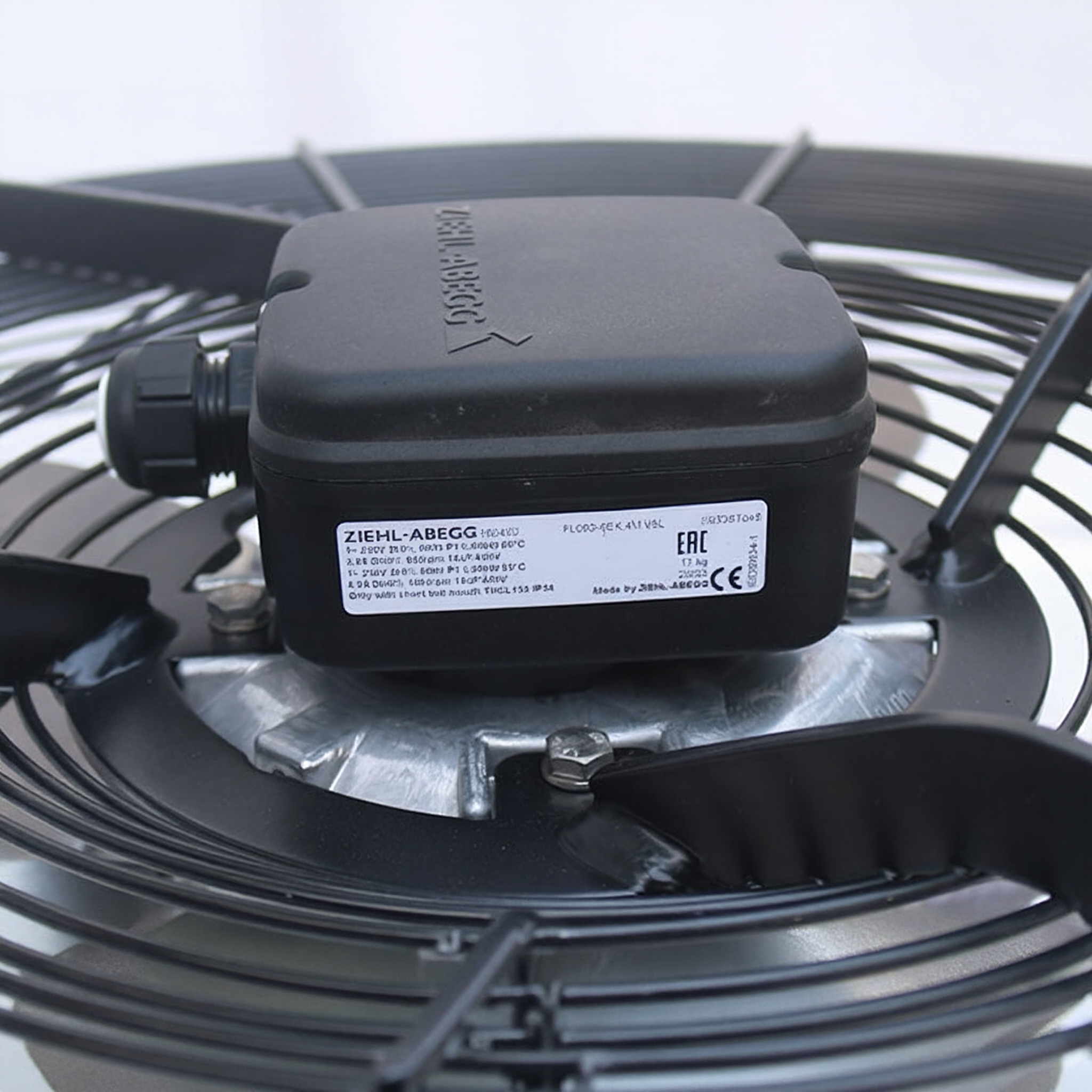FL063-6EK.4M.V5L Art No:160450 ZIEHL-ABEGG Axial Fan 230V 0.6/0.9kW 2.9/4.0A 940/1080rpm