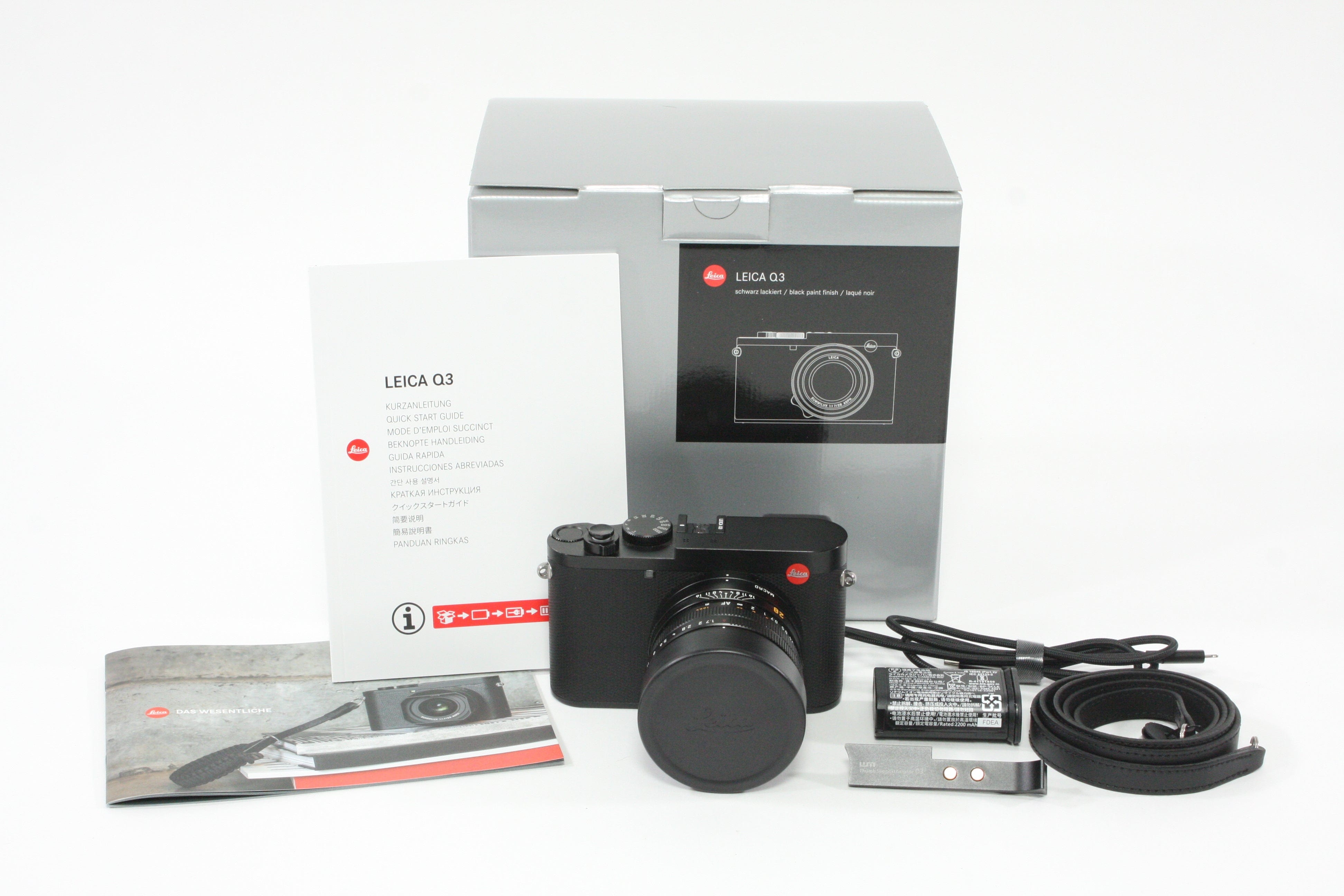 Leica Q3 Compact Full Frame Camera with 28mm f1.7 Summilux Lens - Model 19-080