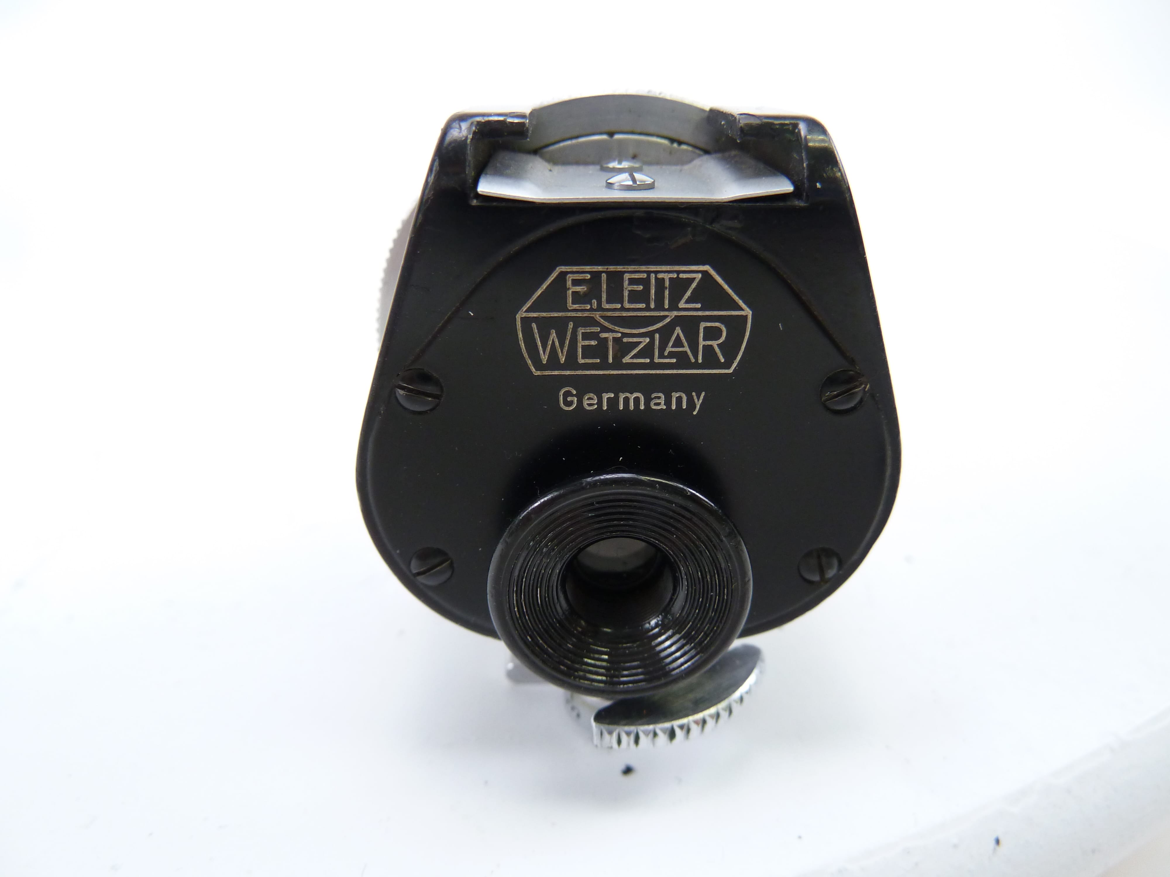 Leica Universal Viewfinder 35-135 Black and Chrome VI00H