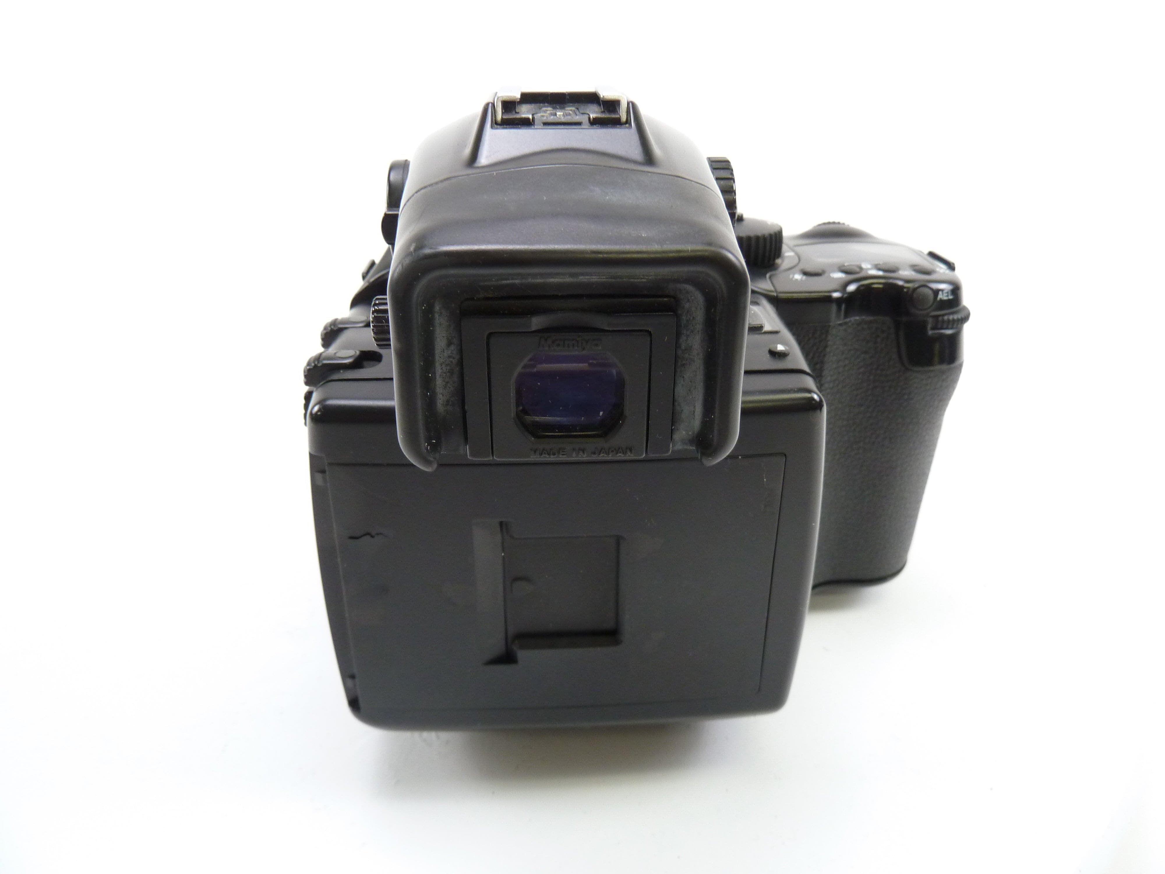 Mamiya 645 AFD II Outfit with 80MM f2.8 lens and 120/220 Film Back