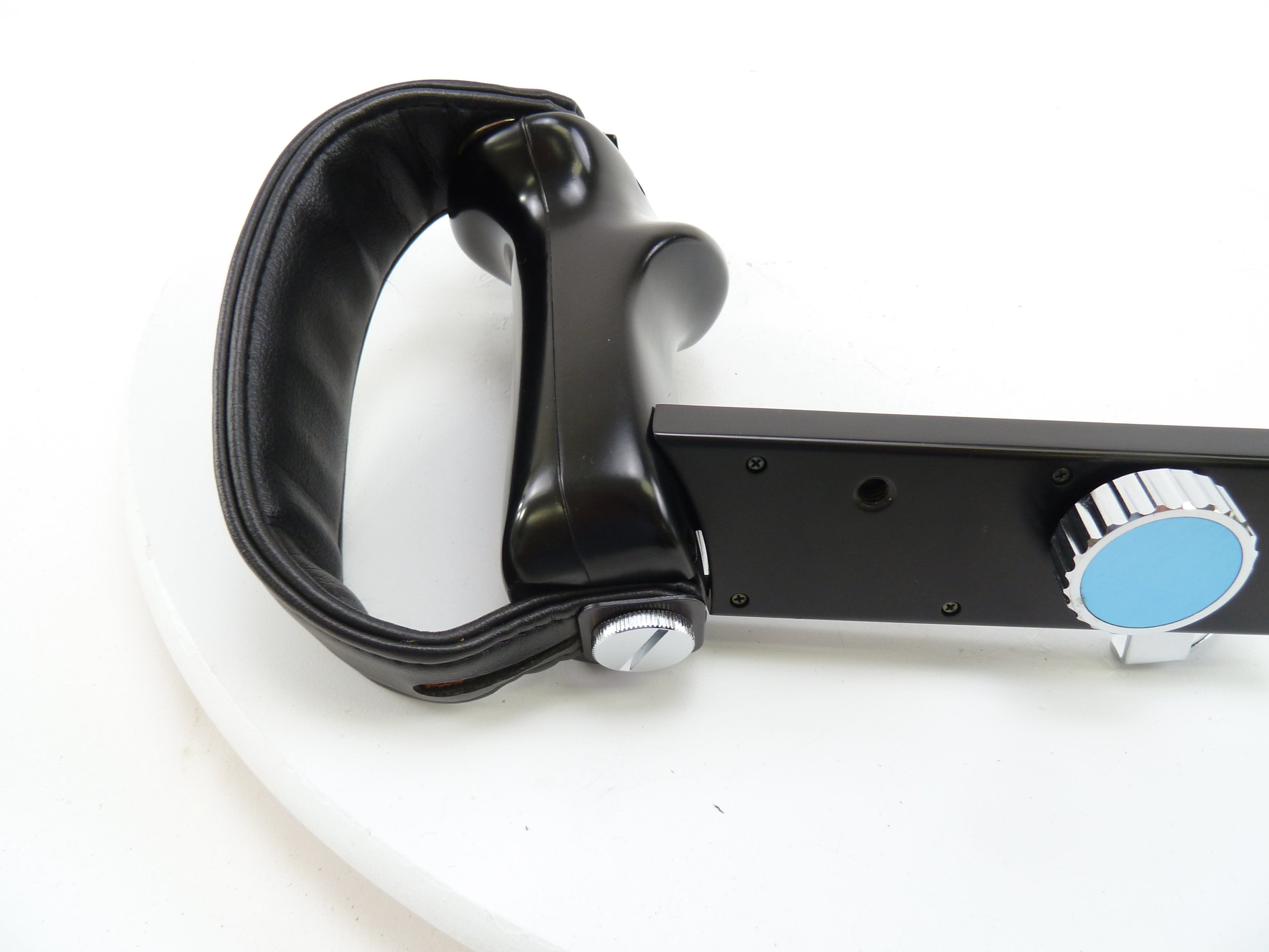 Mamiya 645 Left Hand Grip with Cold Shoe Adapter