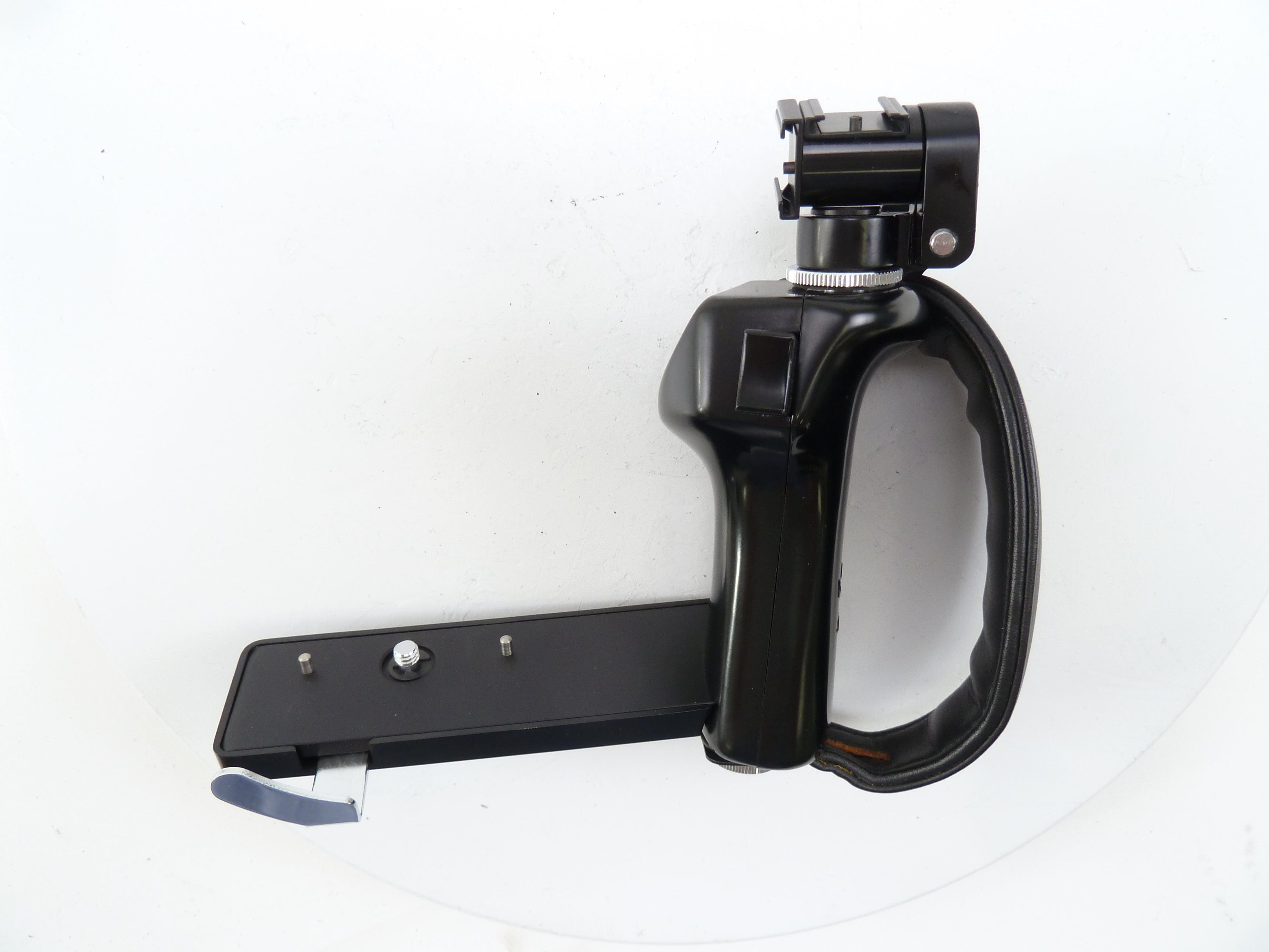 Mamiya 645 Left Hand Grip with Cold Shoe Adapter