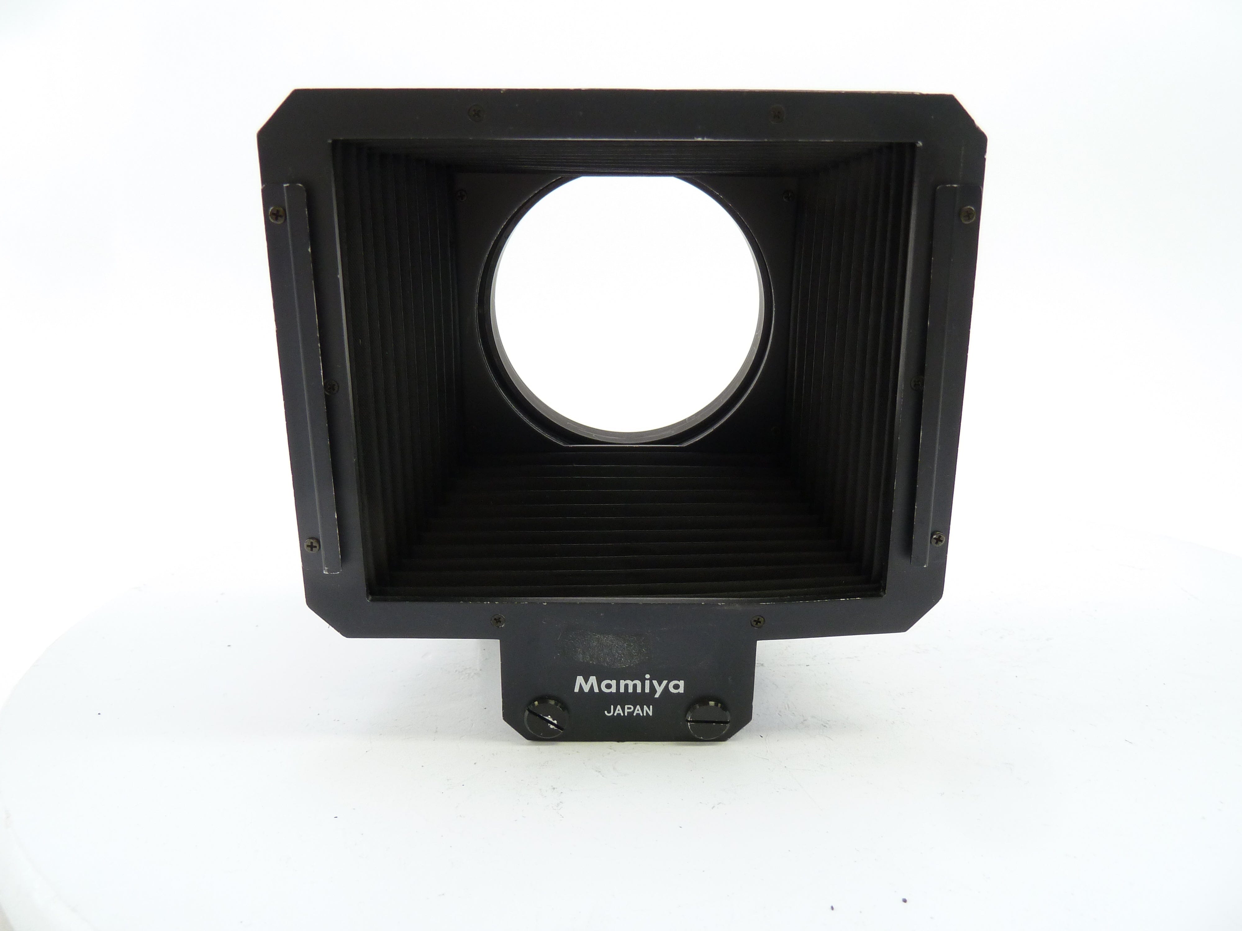 Mamiya Bellows Focusing Hood with 77MM Adapter for RB or RZ Lenses