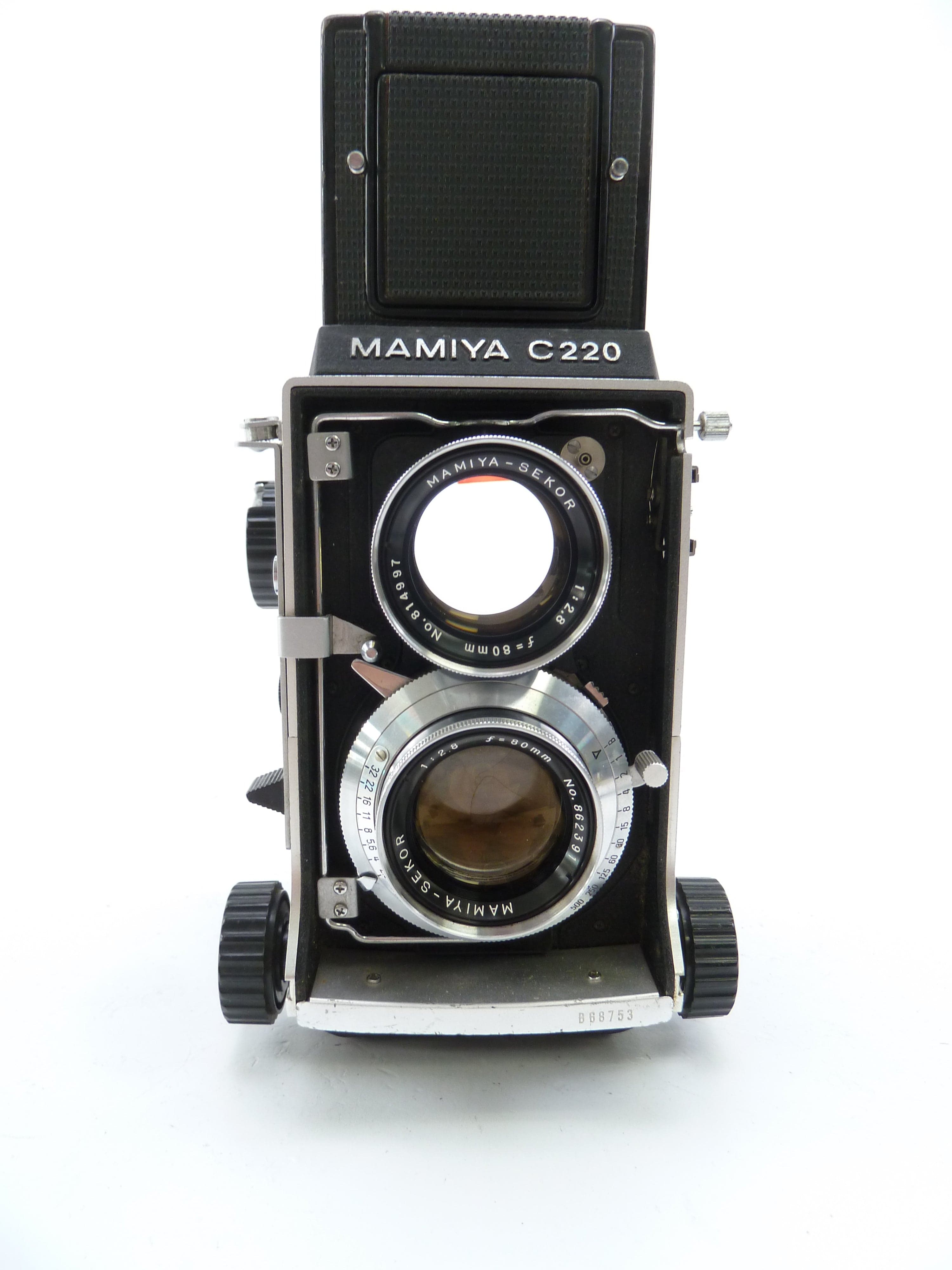 Mamiya C220 Camera Outfit with 80MM f2.8 Lens