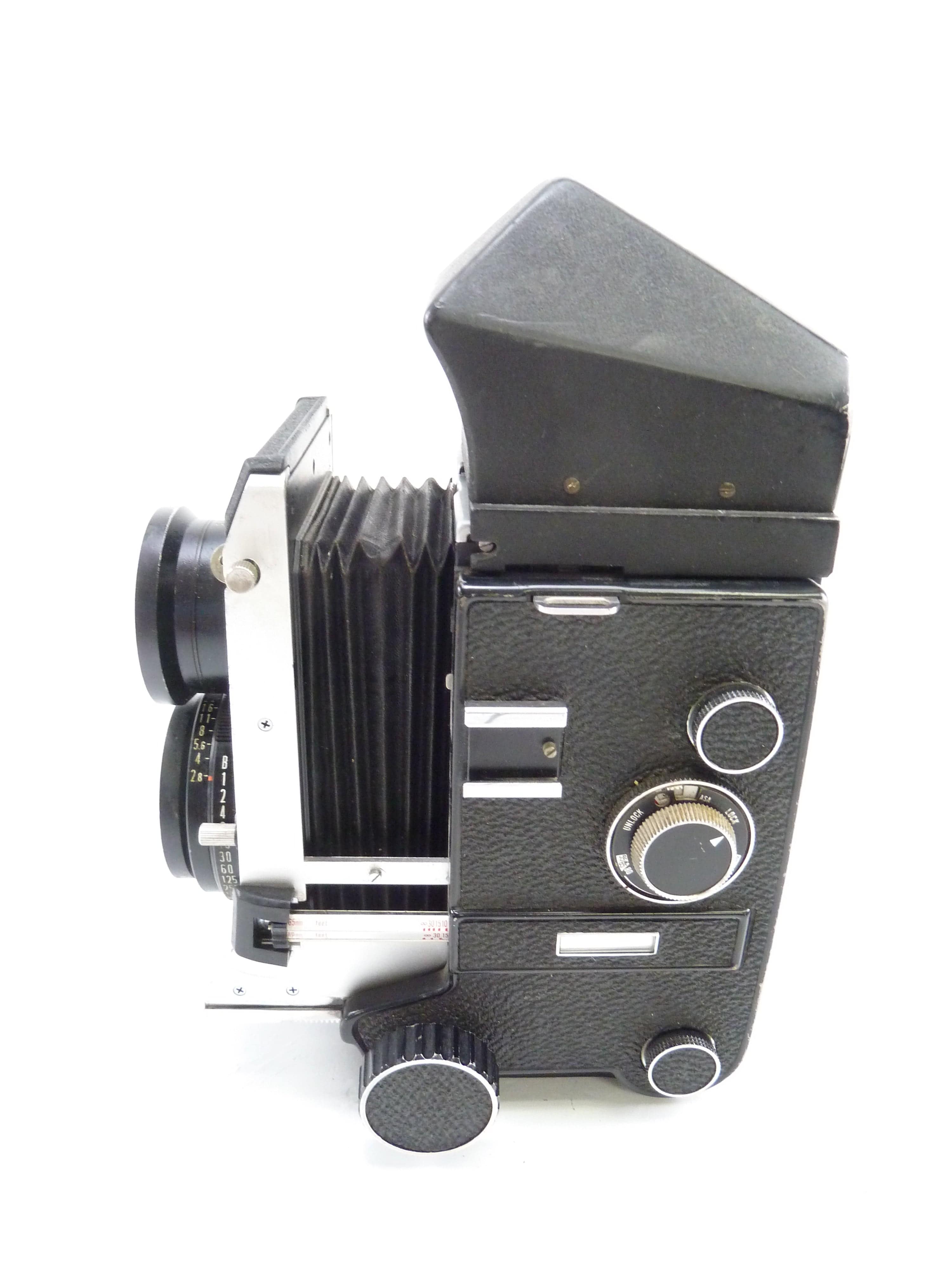 Mamiya C330 Complete Kit with Prism Finder and 80MM F2.8 Lens