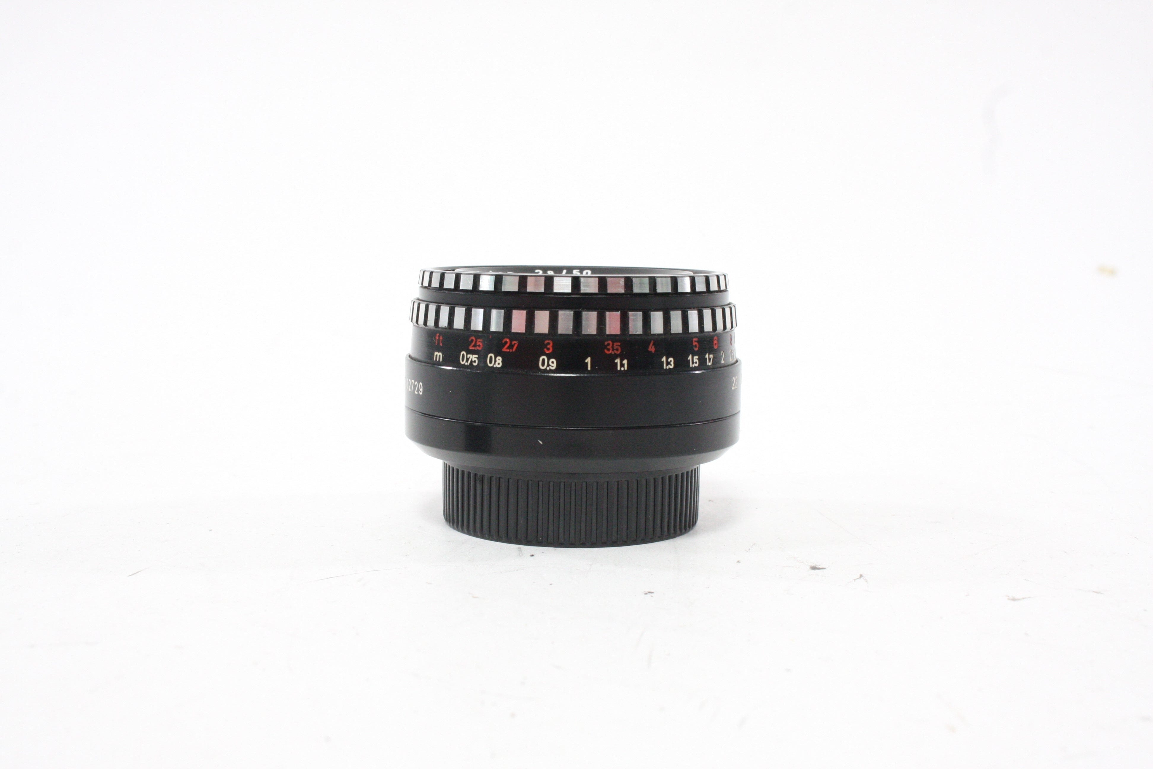 Meyer-Optik Gorlitz Domiplan 50mm f/2.8 Lens for M42 Screw Mount