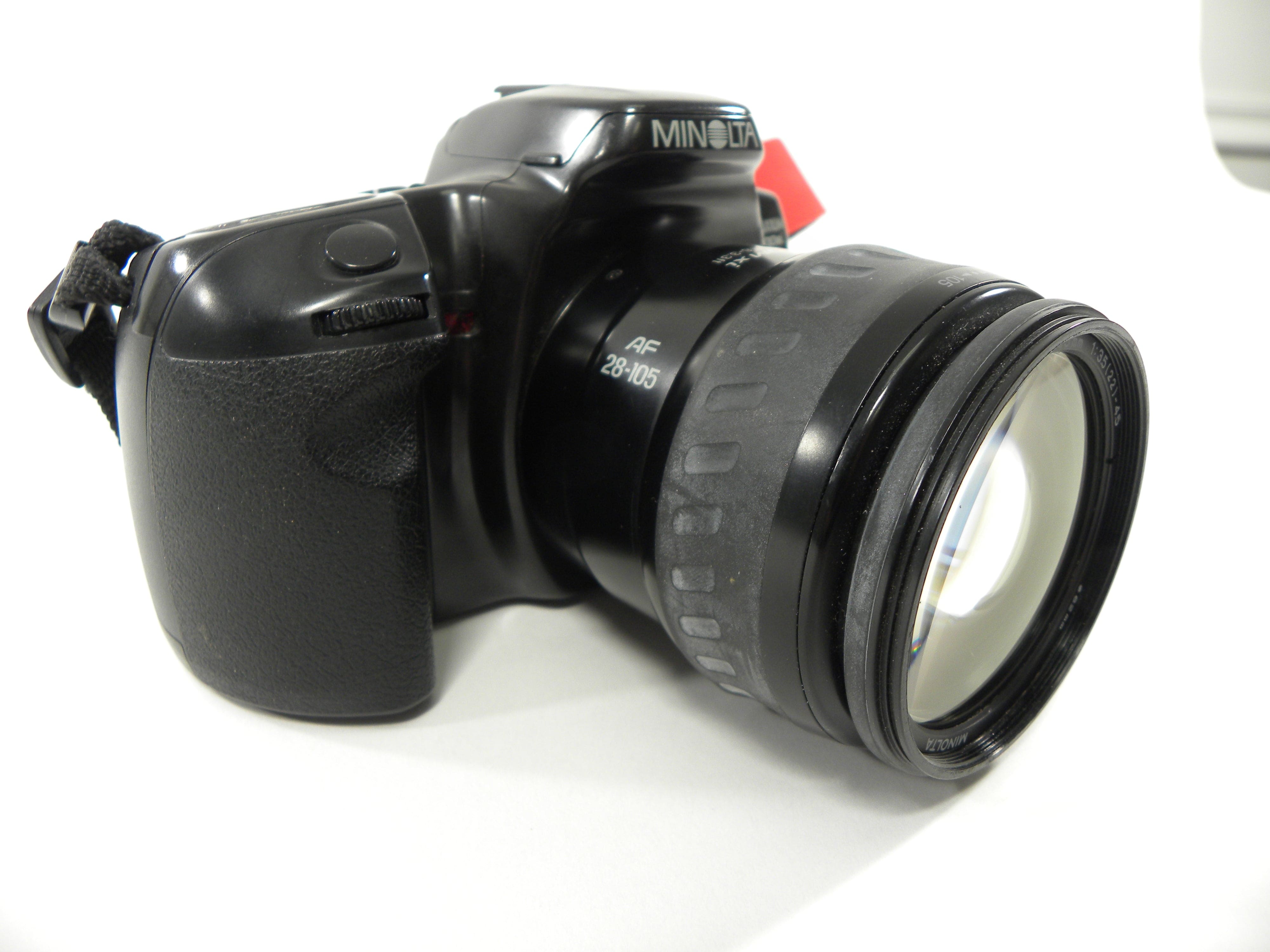 Minolta 400si 35mm SLR w/Maxxum AF Zoom Xi 28-105mm f3.5-4.5