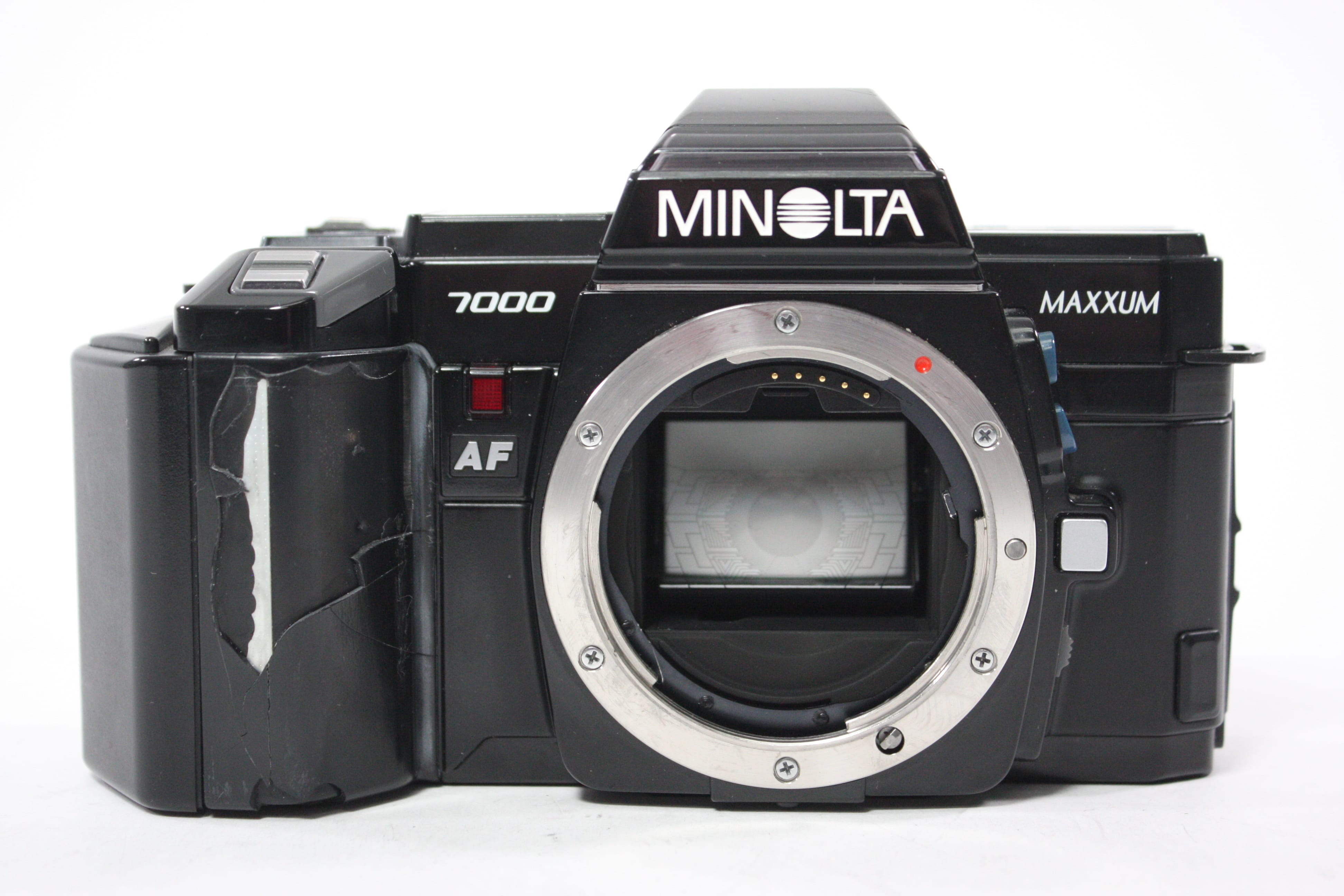 Minolta 7000 Maxxum 35mm SLR Camera with Minolta 35-70mm f/4 Maxxum Lens