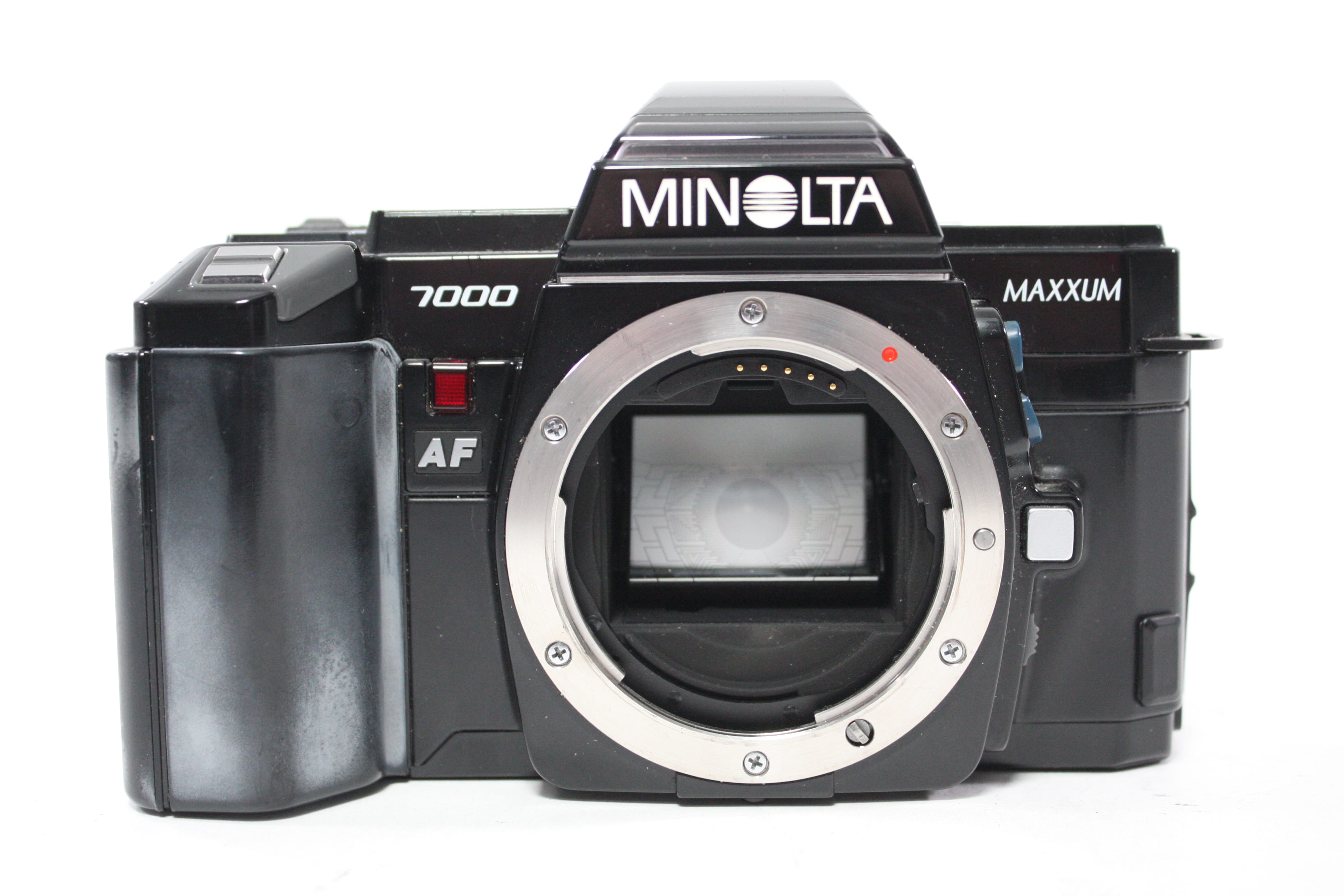 Minolta Maxxum 7000 AF 35mm SLR Camera with 28-85mm f/3.5-4.5 AF Zoom Lens