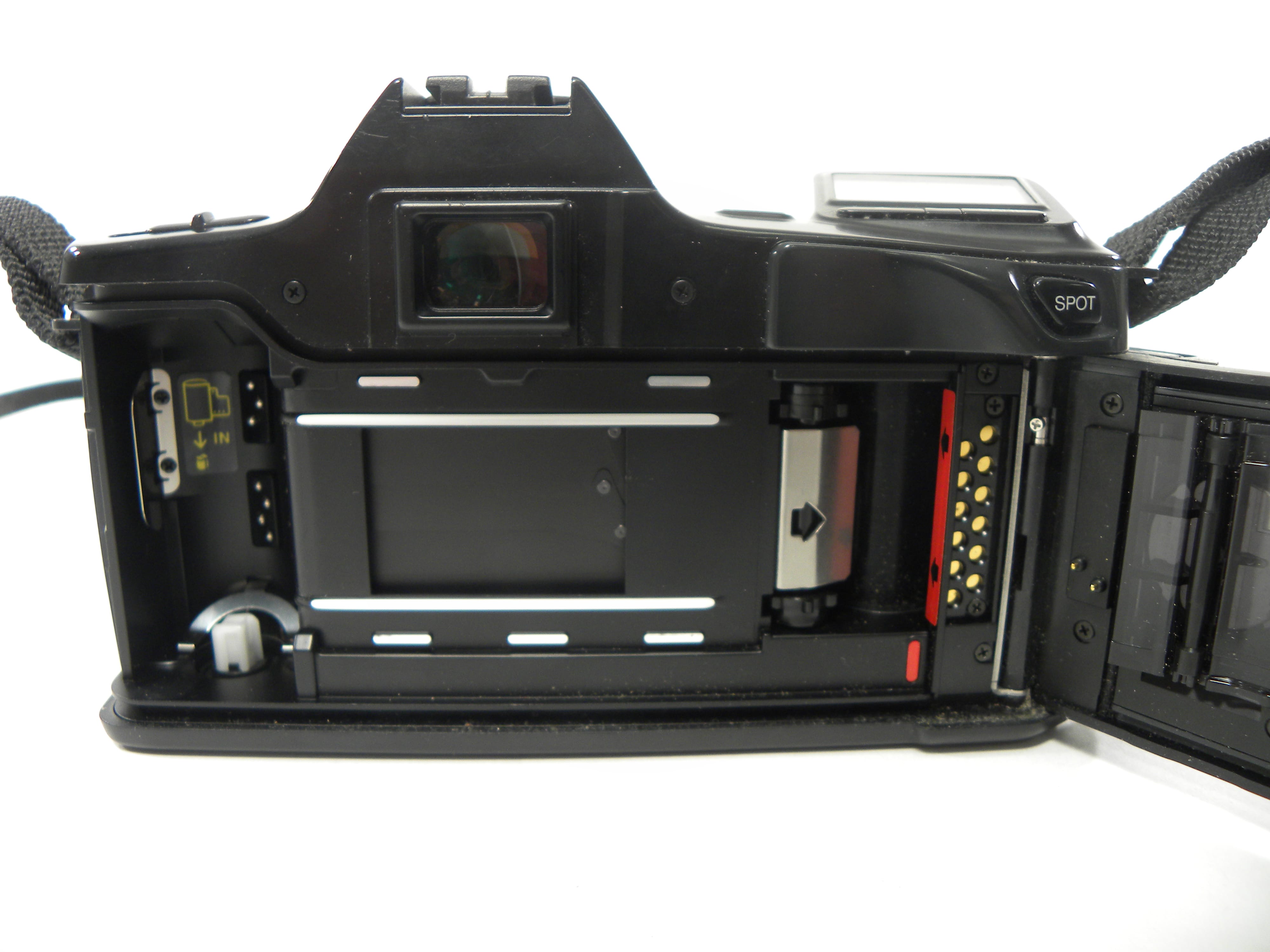 Minolta Maxxum 7000i 35mm SLR w/Maxxum AF 50mm f1.7