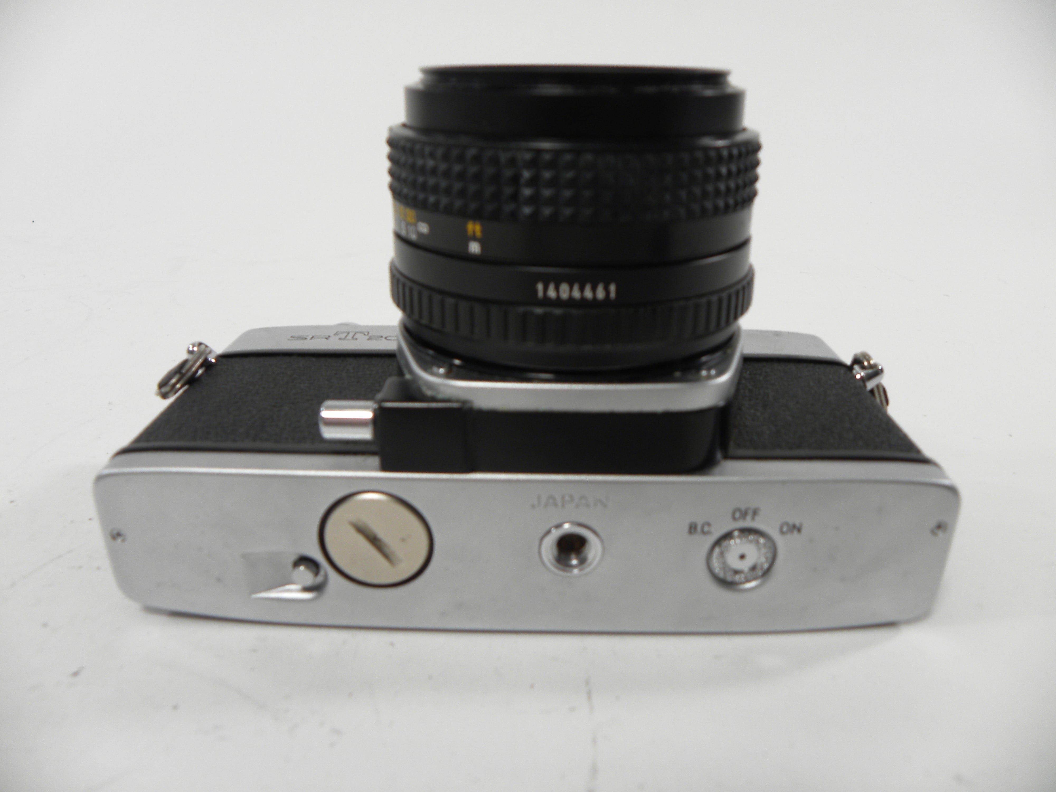Minolta SRT200 35mm SLR Camera w/MD 50mm f2