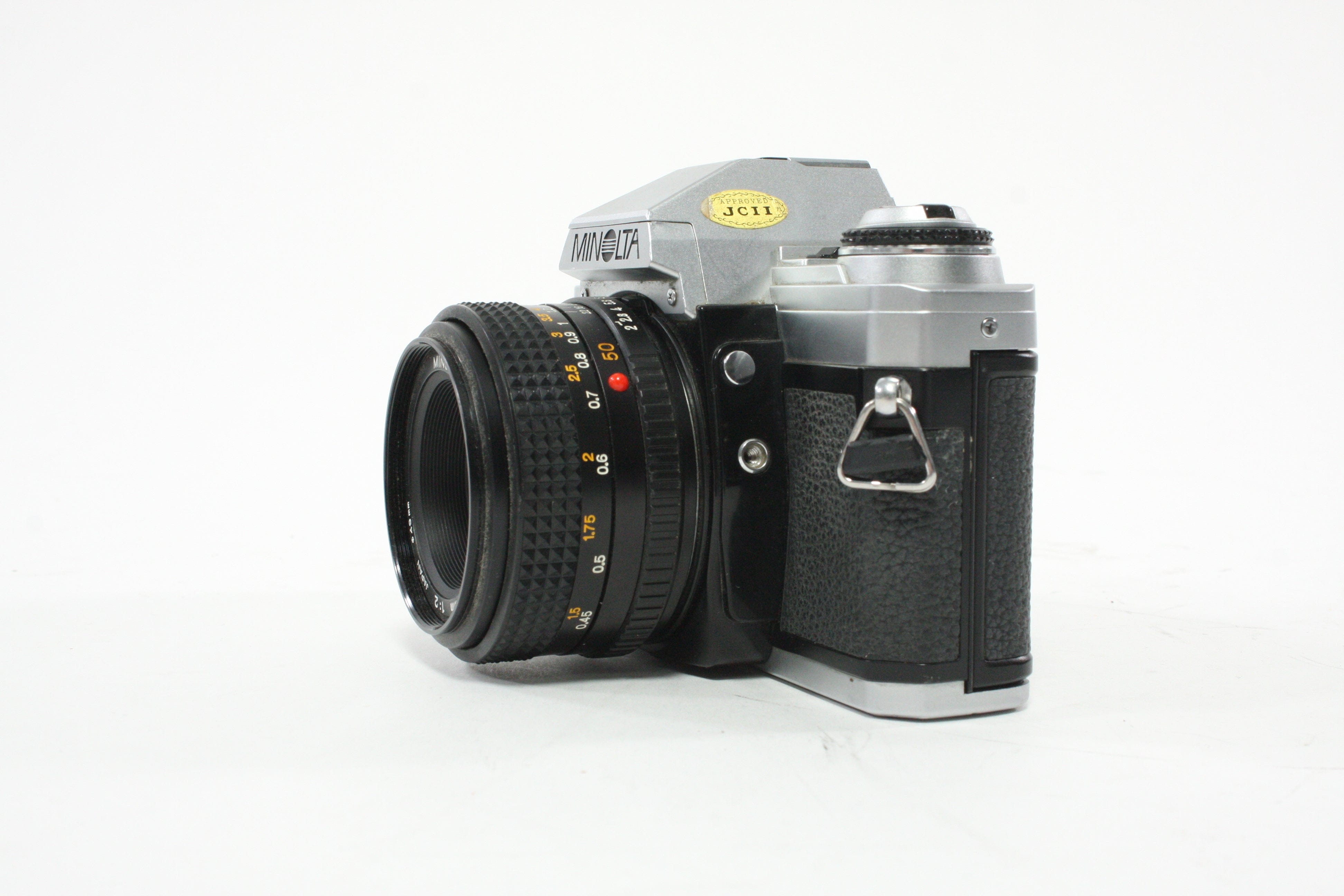 Minolta X-370 35mm SLR Camera with 50mm f/2 MD Lens